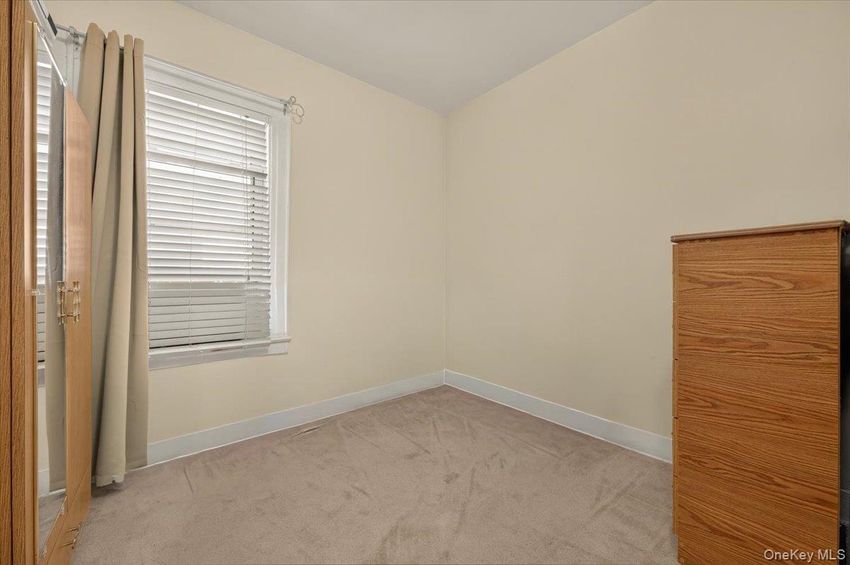 Single Family 107th Avenue Queens, NY 11419, MLS-1050425-13