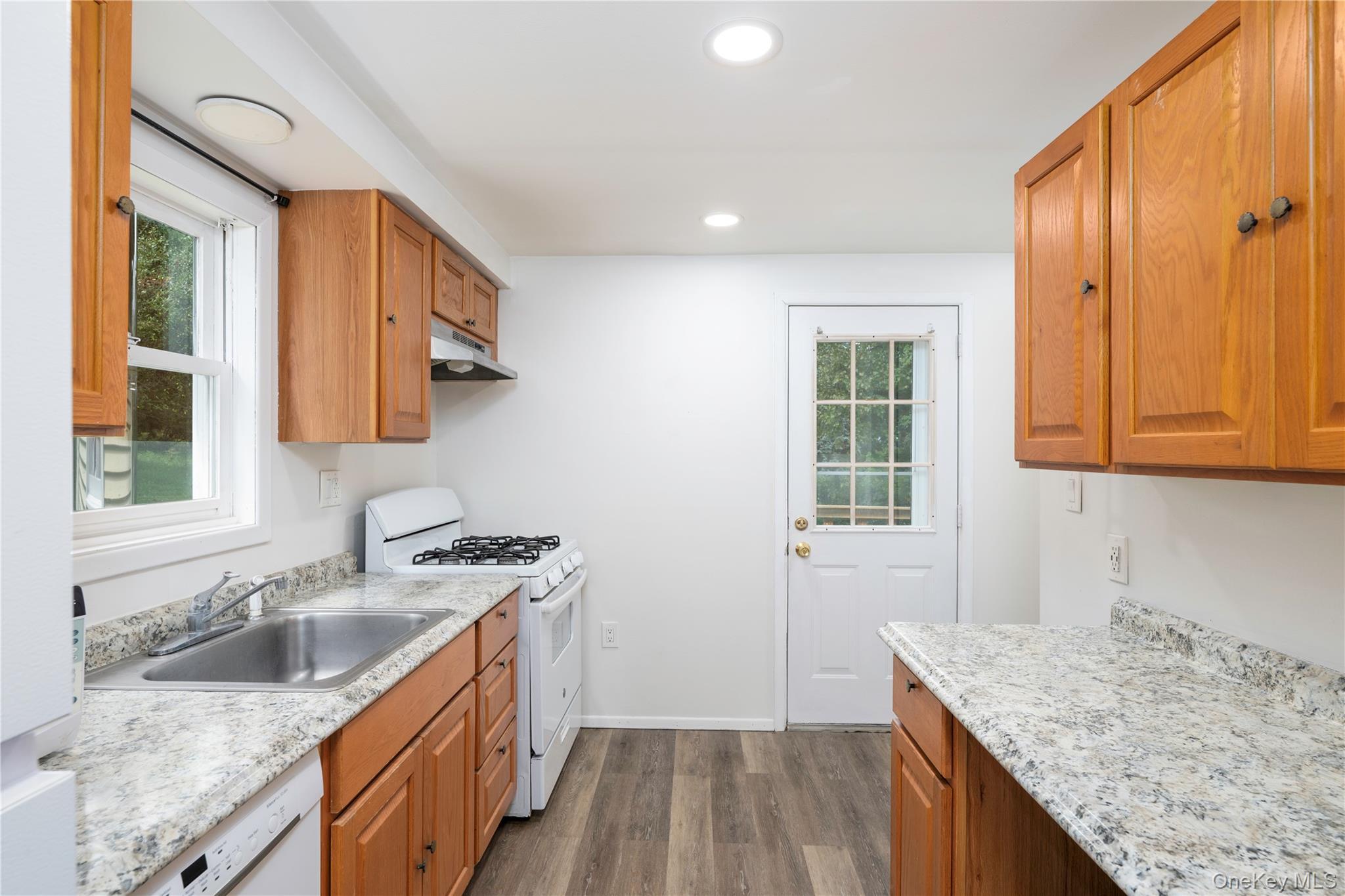 Single Family Stagecoach Pass  Dutchess County, NY 12582, MLS-1050437-8