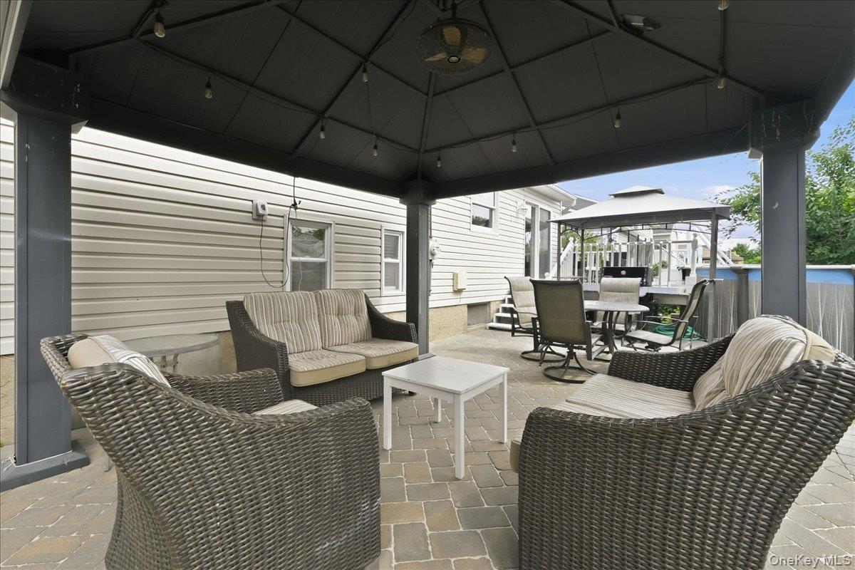 Single Family Demont Road Nassau County, NY 11783, MLS-1050447-23