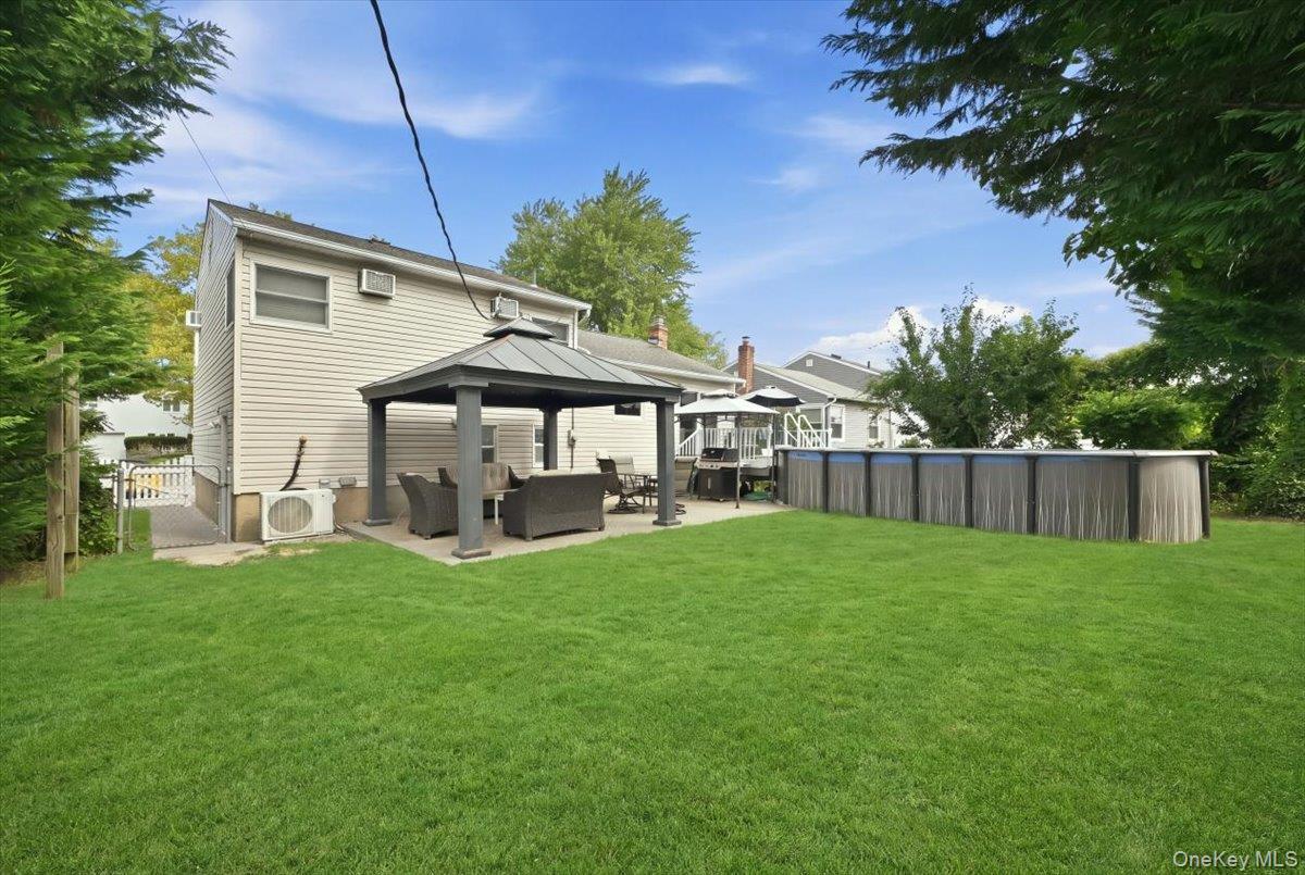Single Family Demont Road  Nassau County, NY 11783, MLS-1050447-25