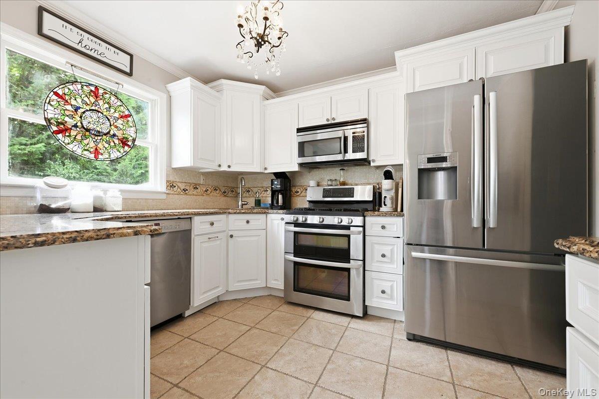Single Family Demont Road Nassau County, NY 11783, MLS-1050447-9