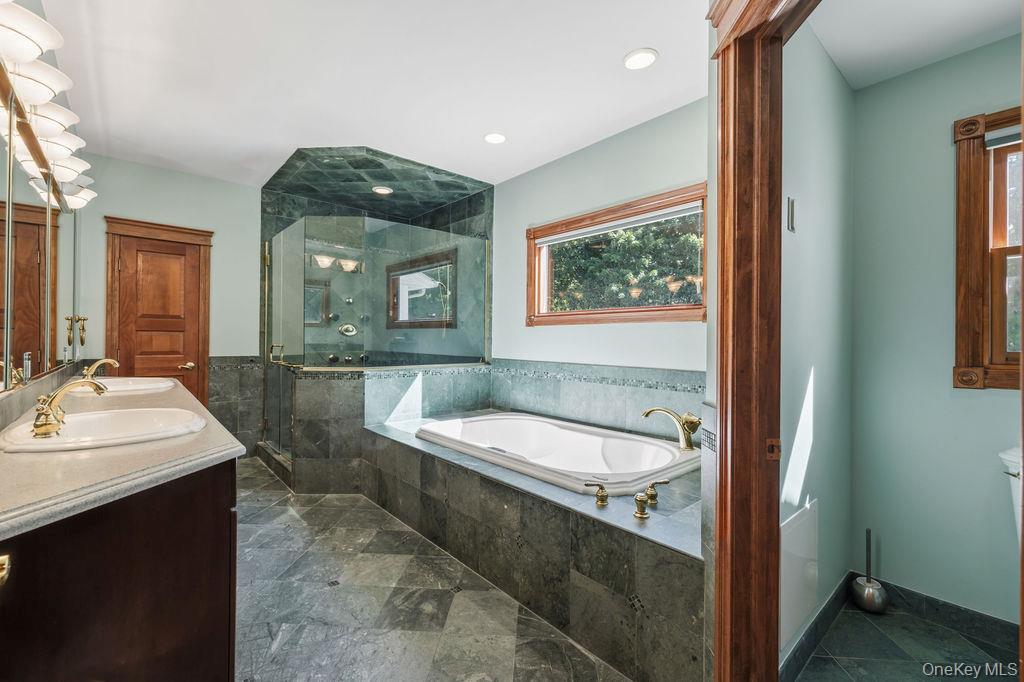 Single Family Rockingham Road Rockland County, NY 10977, MLS-1050462-14