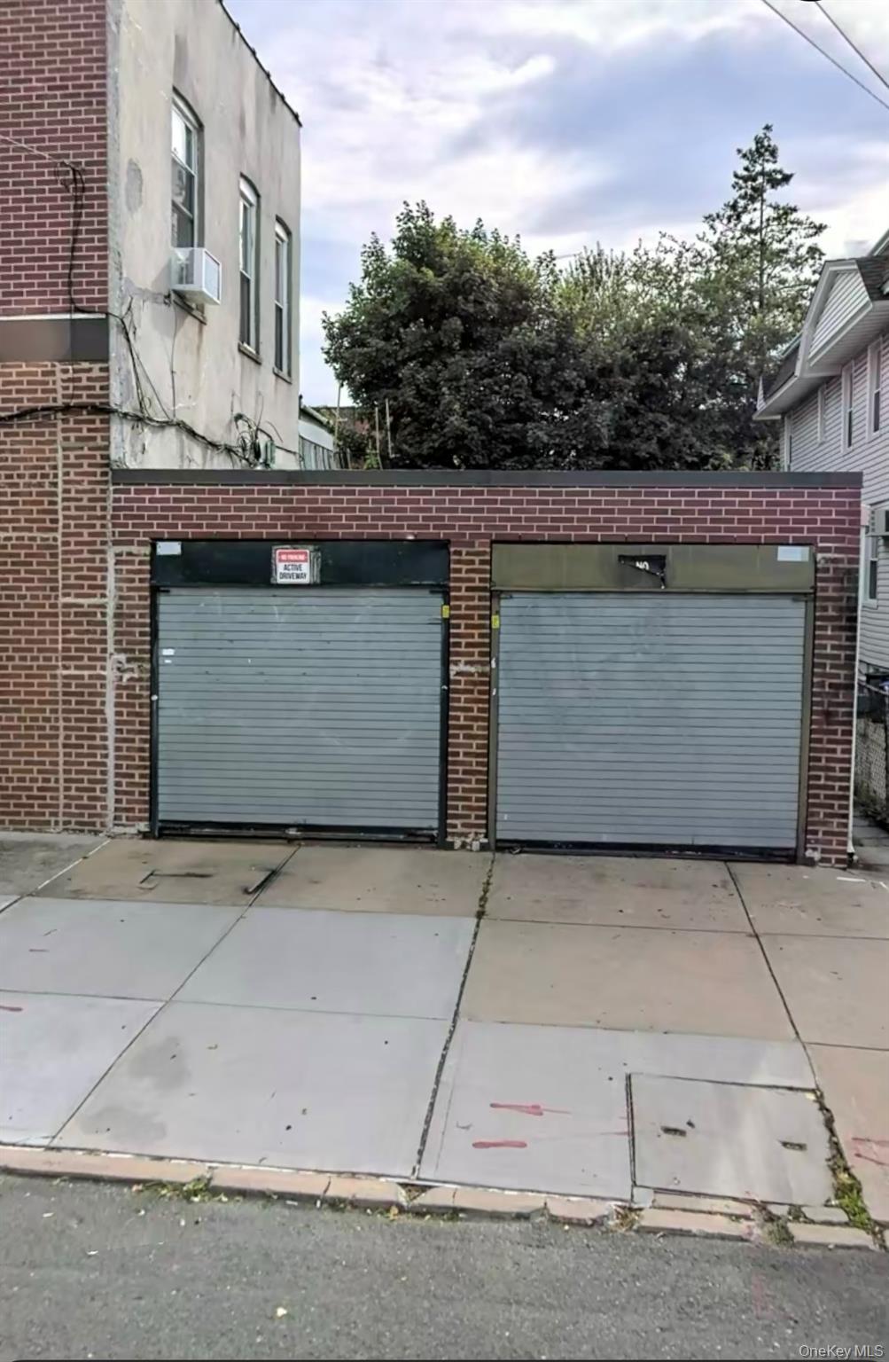 Single Family Myrtle Avenue  Queens, NY 11385, MLS-1050468-4