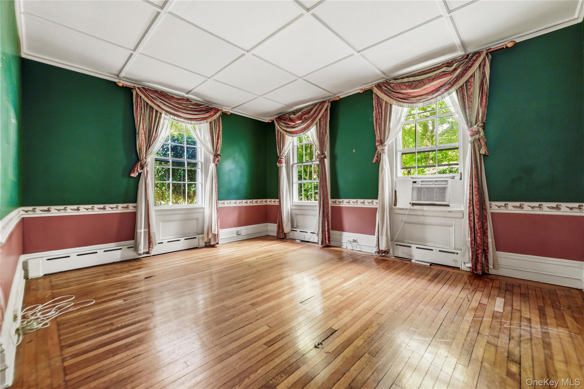 Single Family Lake Avenue Nassau County, NY 11765, MLS-1050480-17