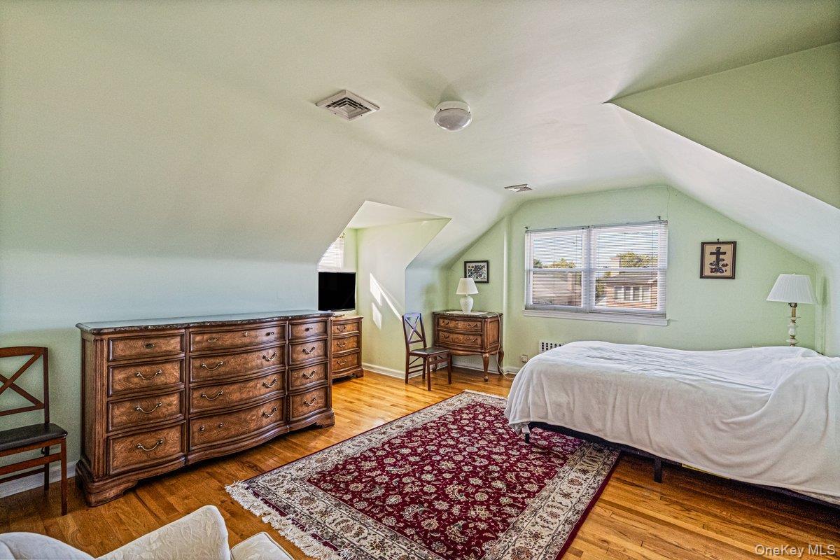 Single Family 156th Street Queens, NY 11357, MLS-1050486-15