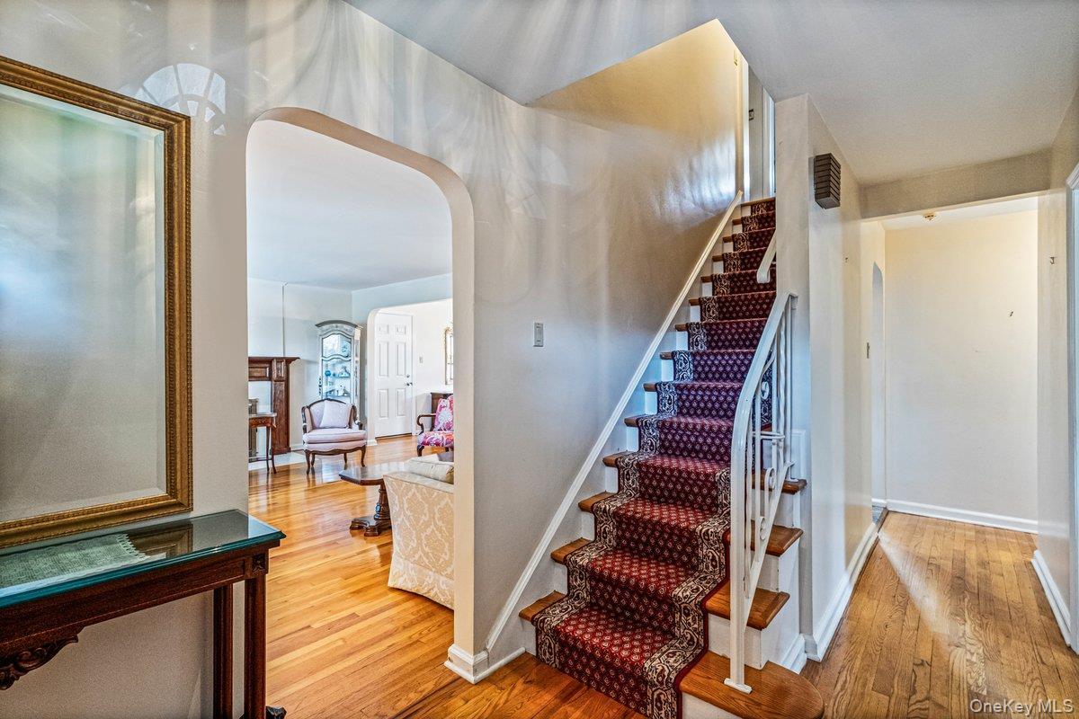 Single Family 156th Street Queens, NY 11357, MLS-1050486-3