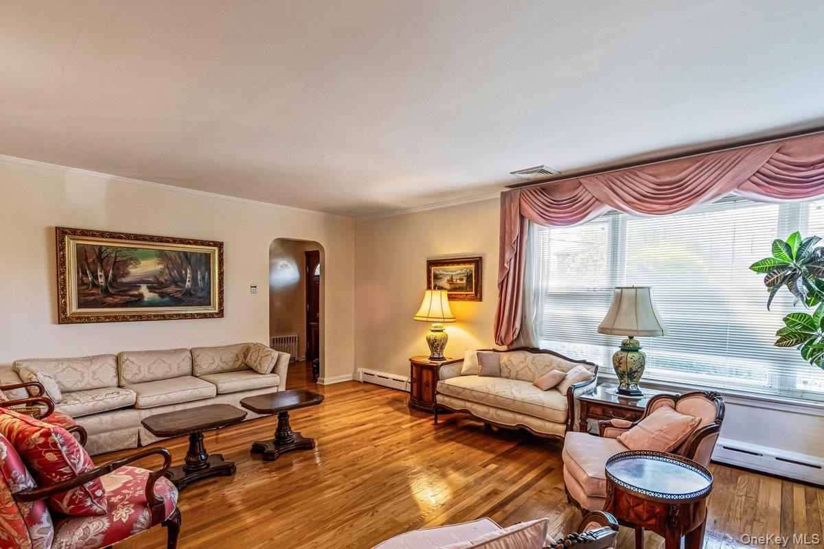 Single Family 156th Street Queens, NY 11357, MLS-1050486-4