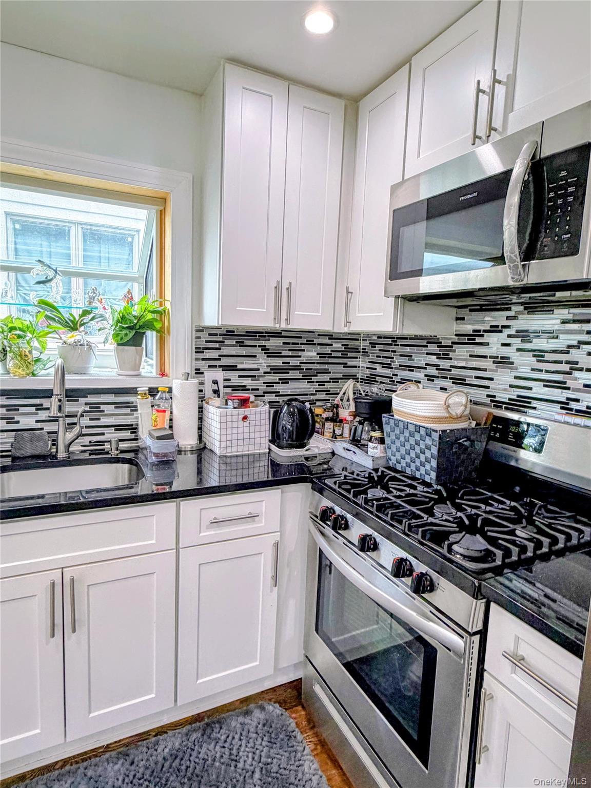 Single Family 87th Street  Queens, NY 11414, MLS-1050493-10