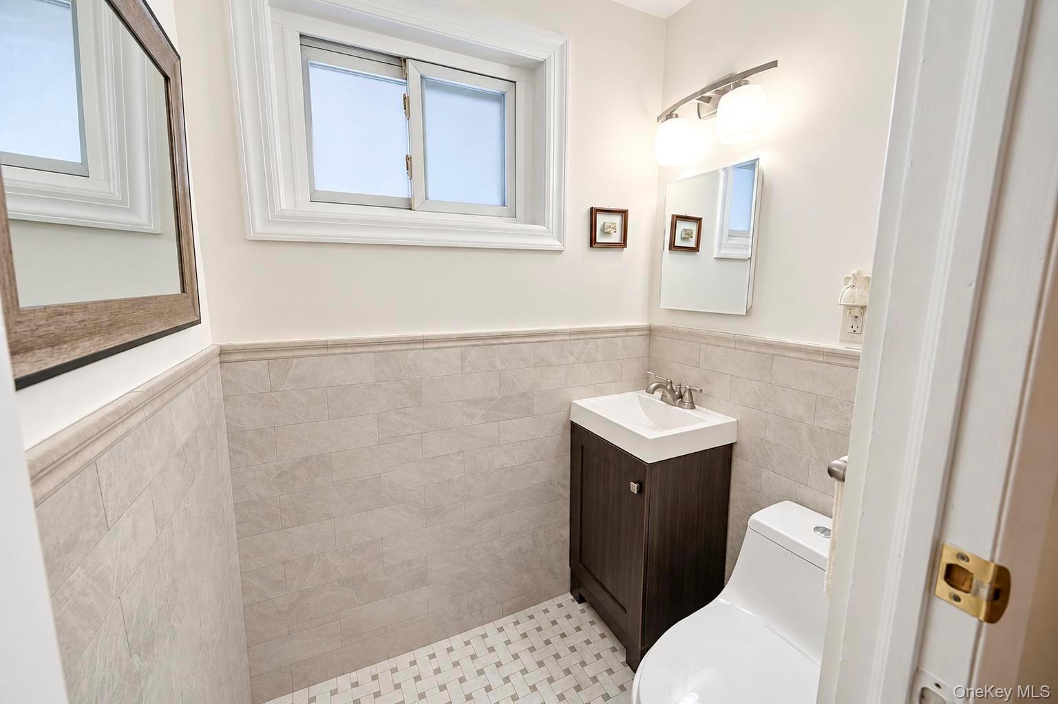 Single Family 60th Street Queens, NY 11377, MLS-1050503-11