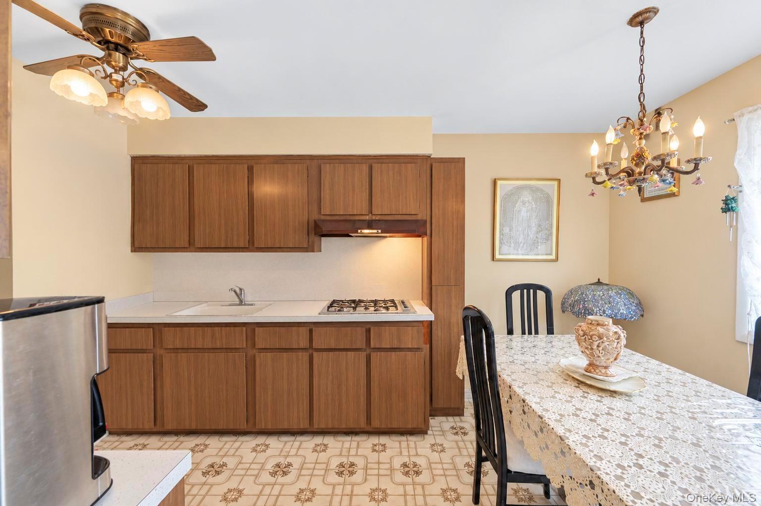 Single Family 60th Street Queens, NY 11377, MLS-1050503-15