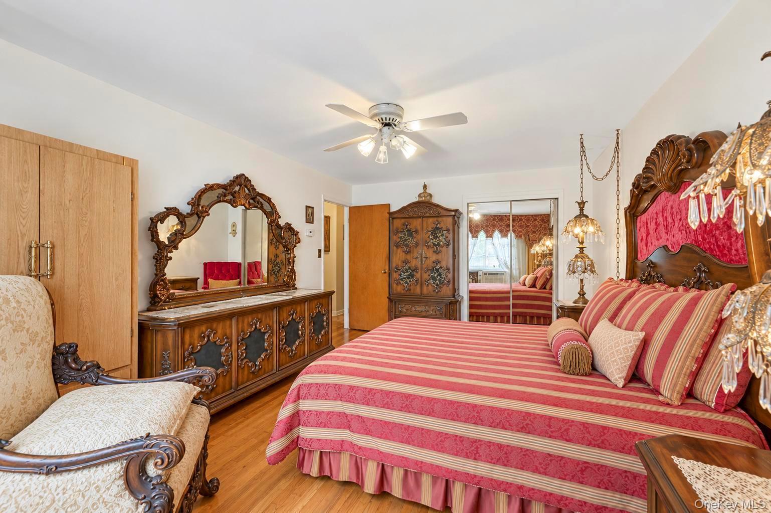 Single Family 60th Street Queens, NY 11377, MLS-1050503-17