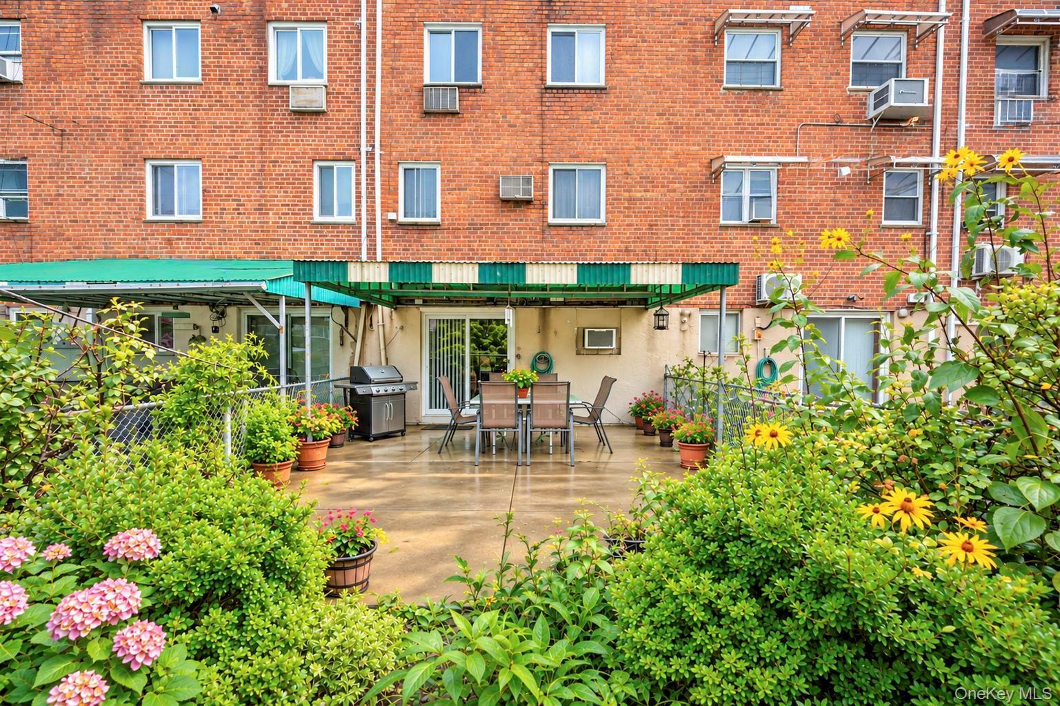 Single Family 60th Street Queens, NY 11377, MLS-1050503-24
