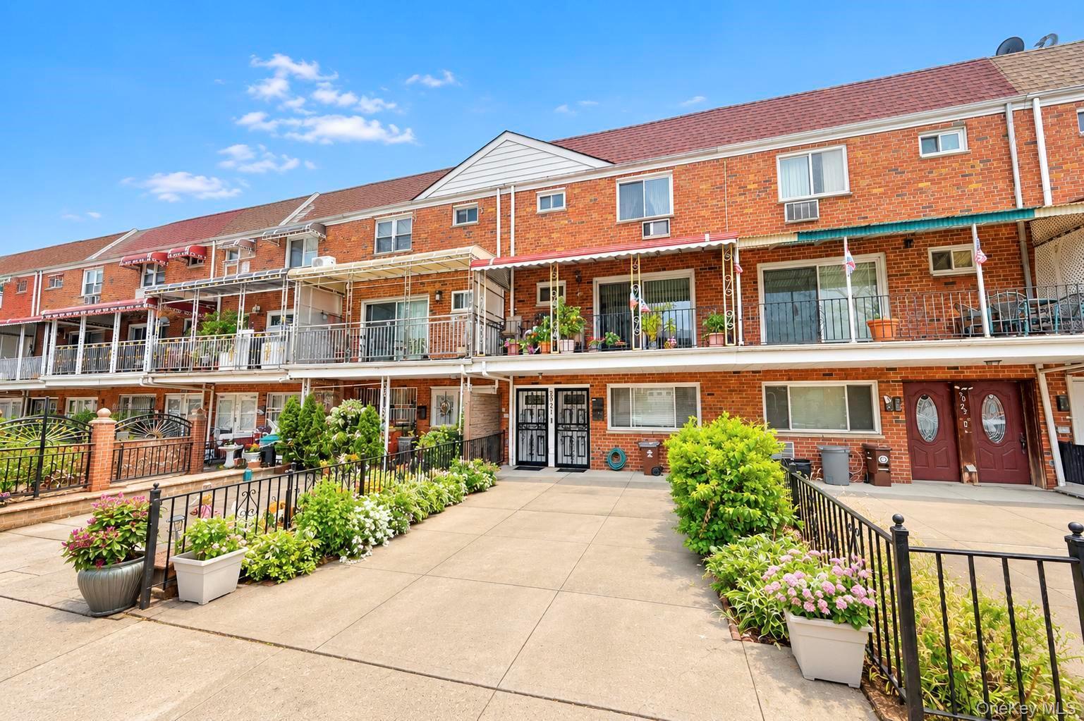 Single Family 60th Street Queens, NY 11377, MLS-1050503-4