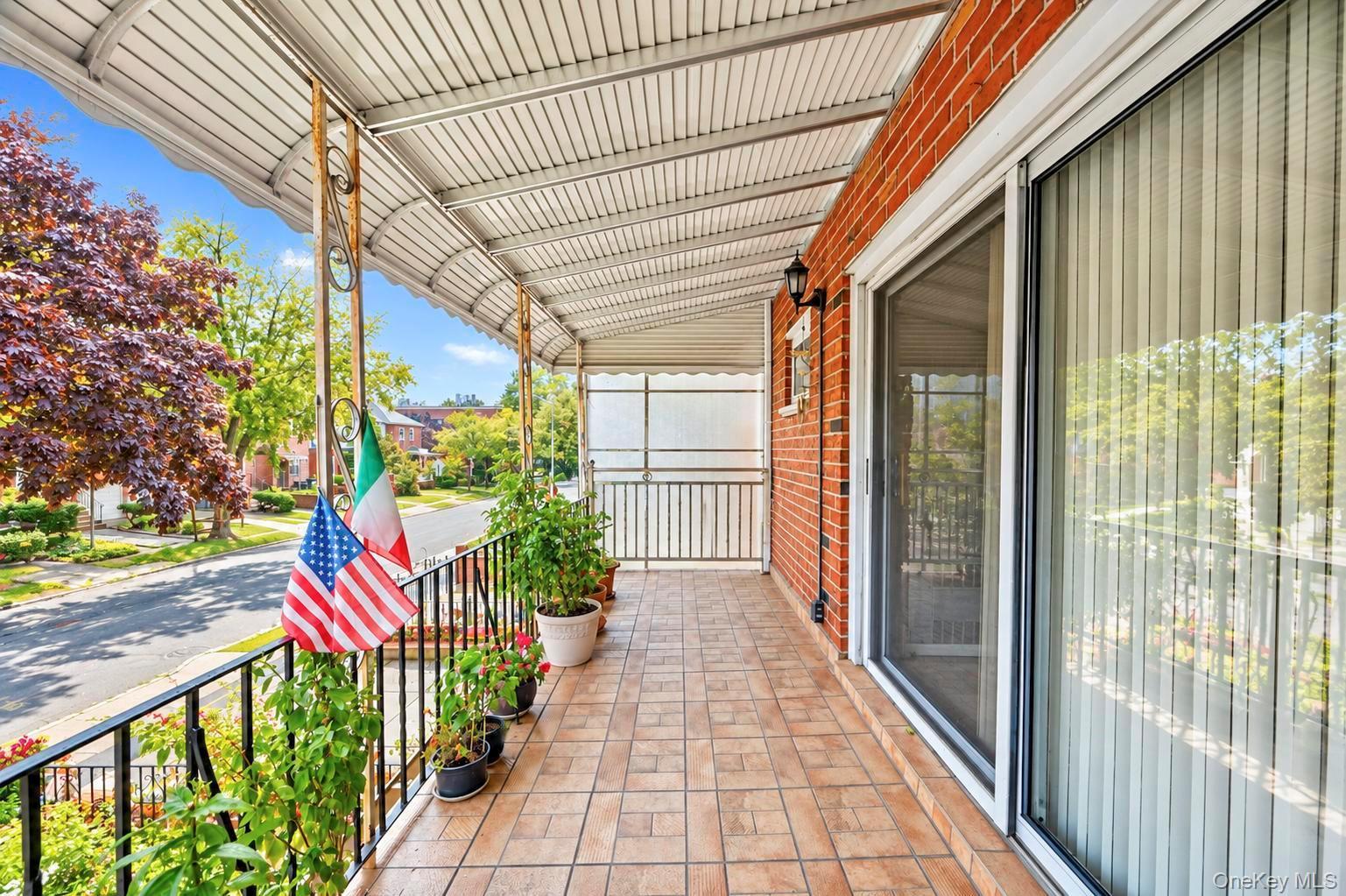 Single Family 60th Street Queens, NY 11377, MLS-1050503-8