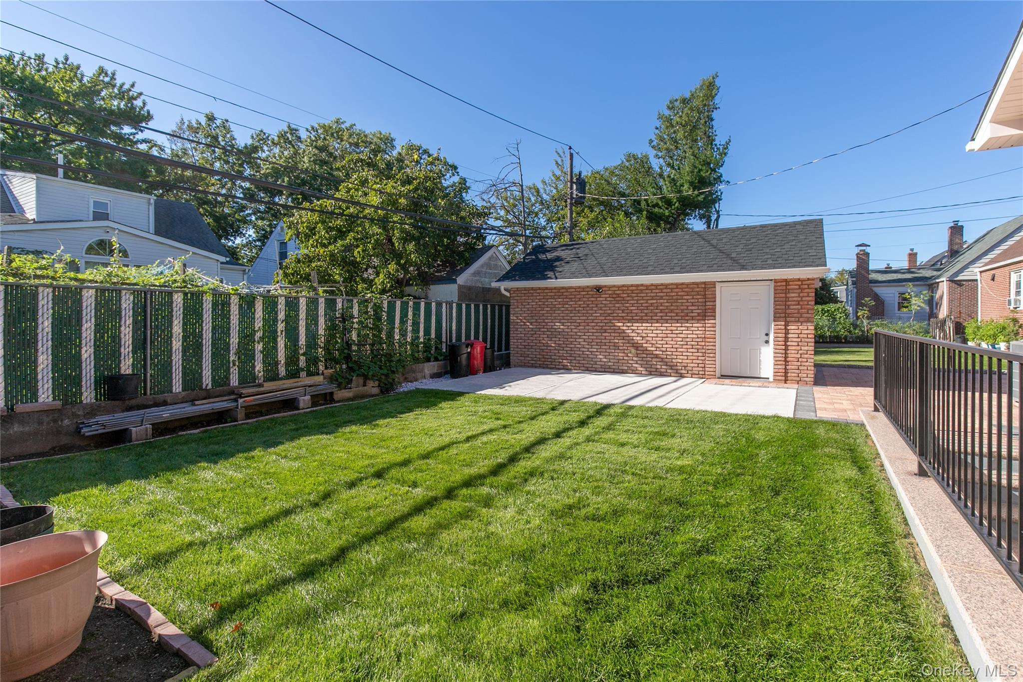 Single Family New Hyde Park Drive Nassau County, NY 11040, MLS-1050517-15