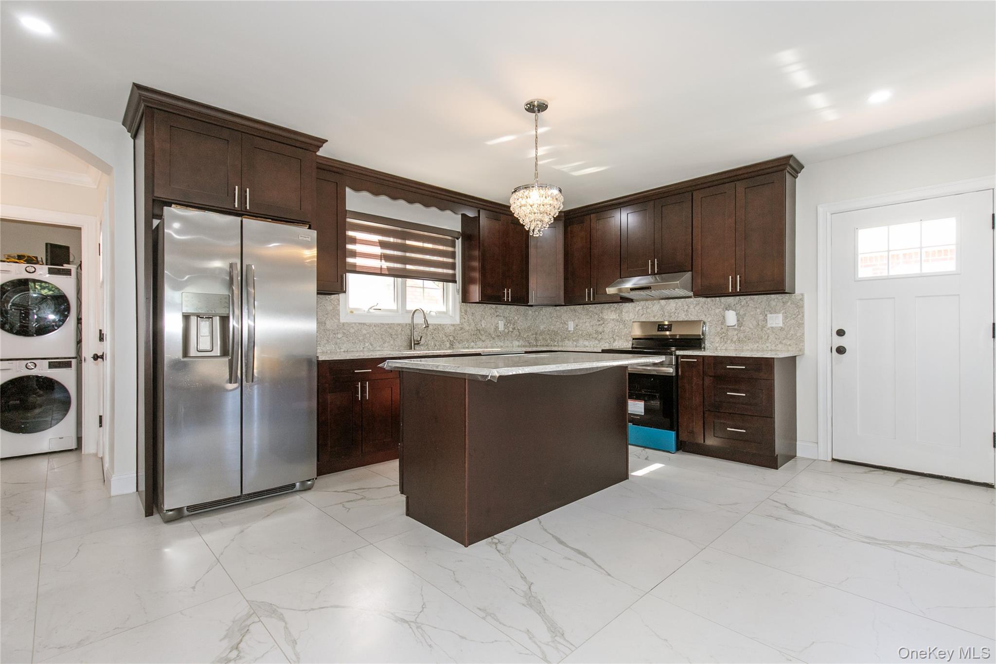 Single Family New Hyde Park Drive Nassau County, NY 11040, MLS-1050517-29