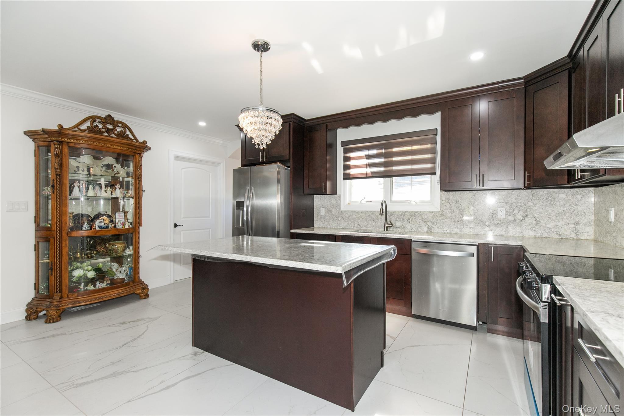 Single Family New Hyde Park Drive Nassau County, NY 11040, MLS-1050517-31
