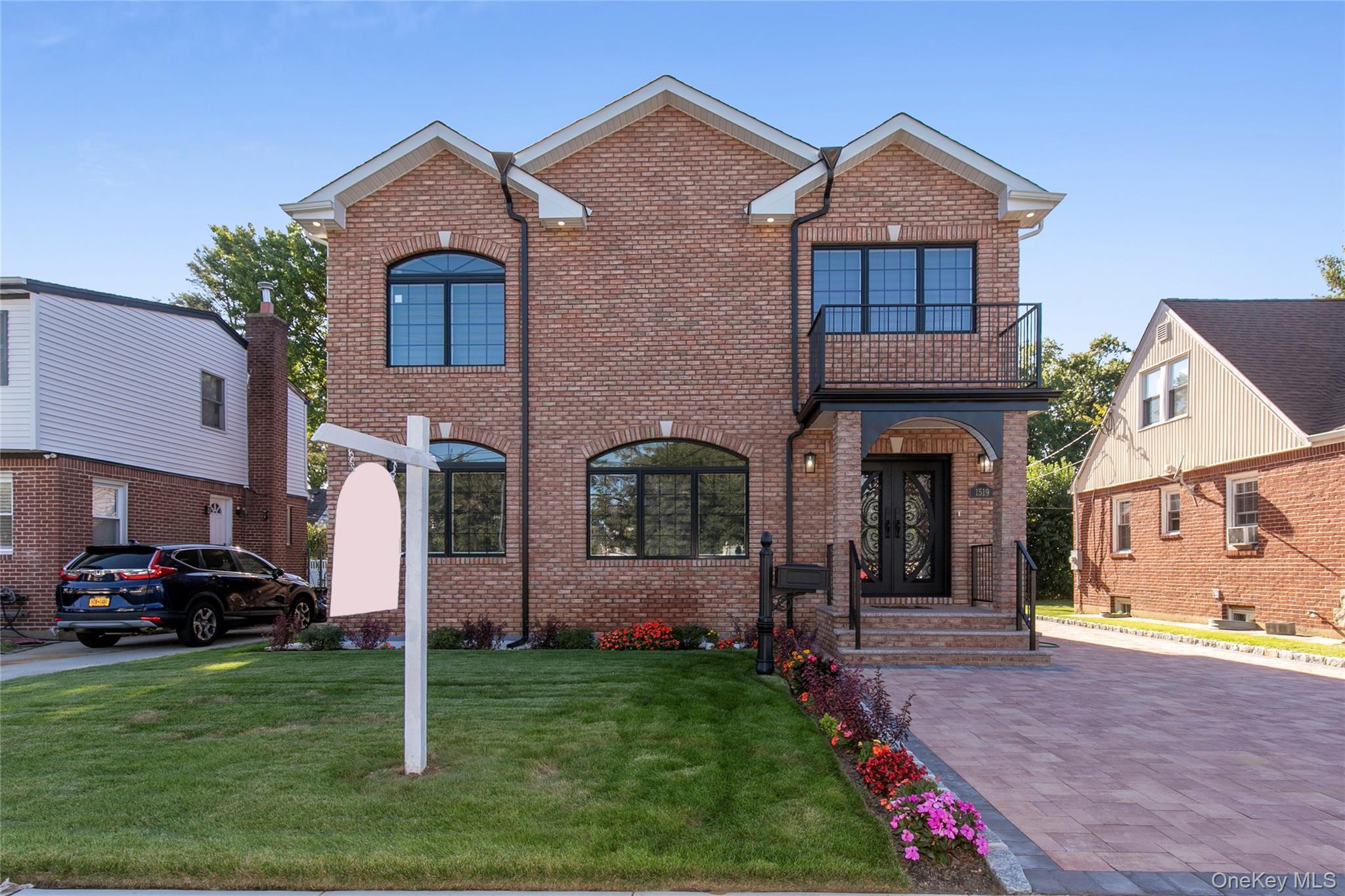 Single Family New Hyde Park Drive Nassau County, NY 11040, MLS-1050517-45
