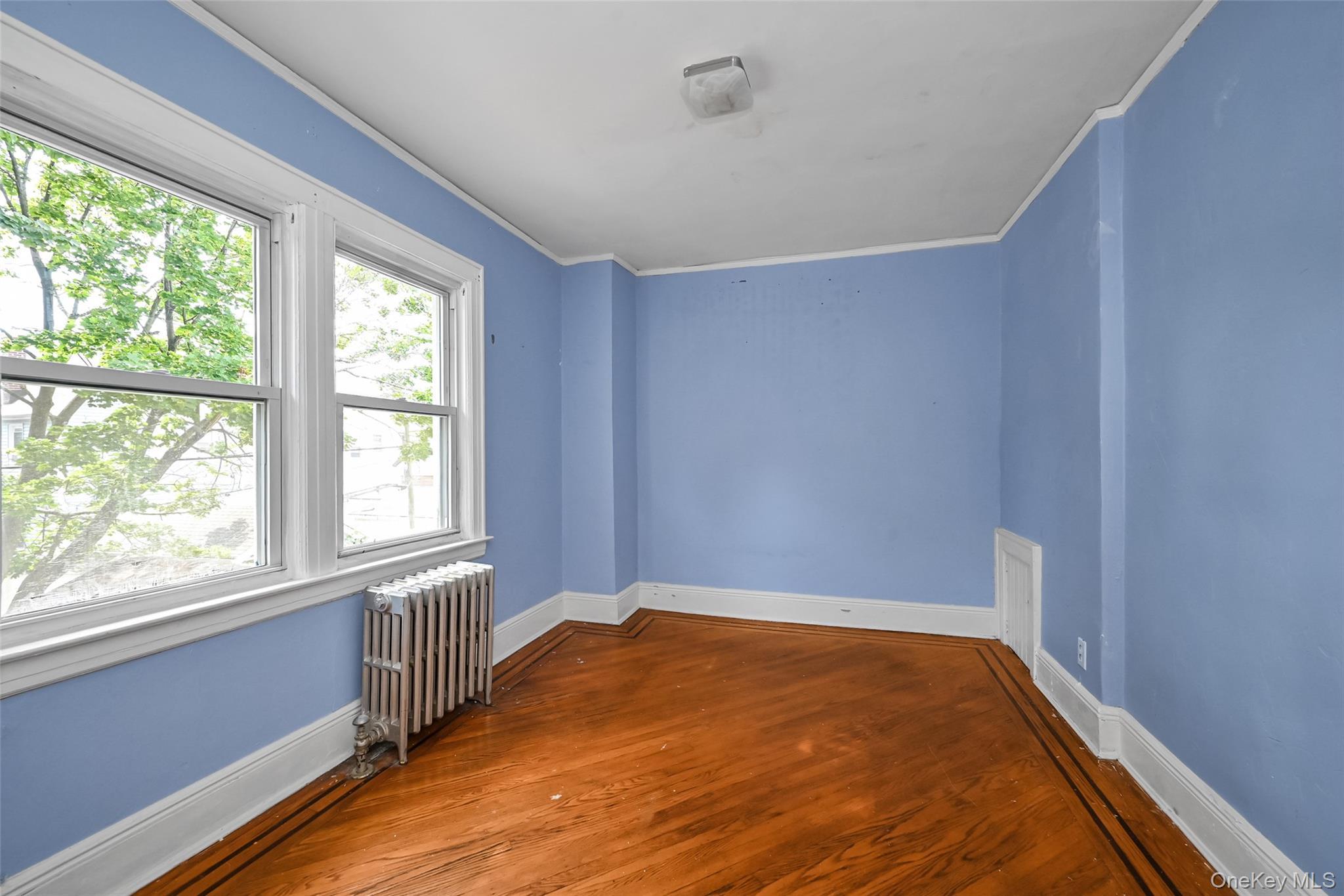 Single Family 220th Street Queens, NY 11427, MLS-1050519-10