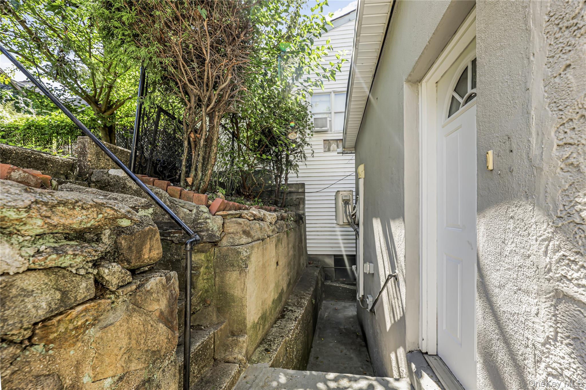 Single Family Locust Street Westchester County, NY 10552, MLS-1050524-27