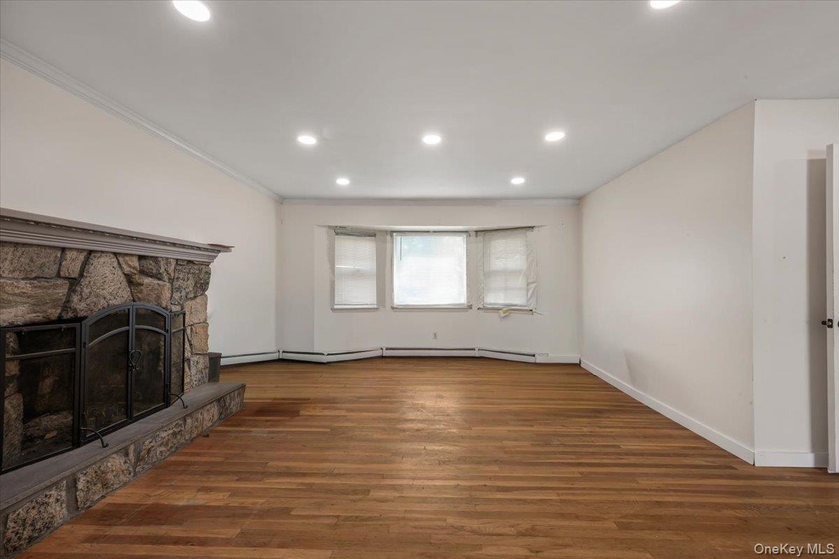Single Family Central Avenue Suffolk County, NY 11701, MLS-1050526-7