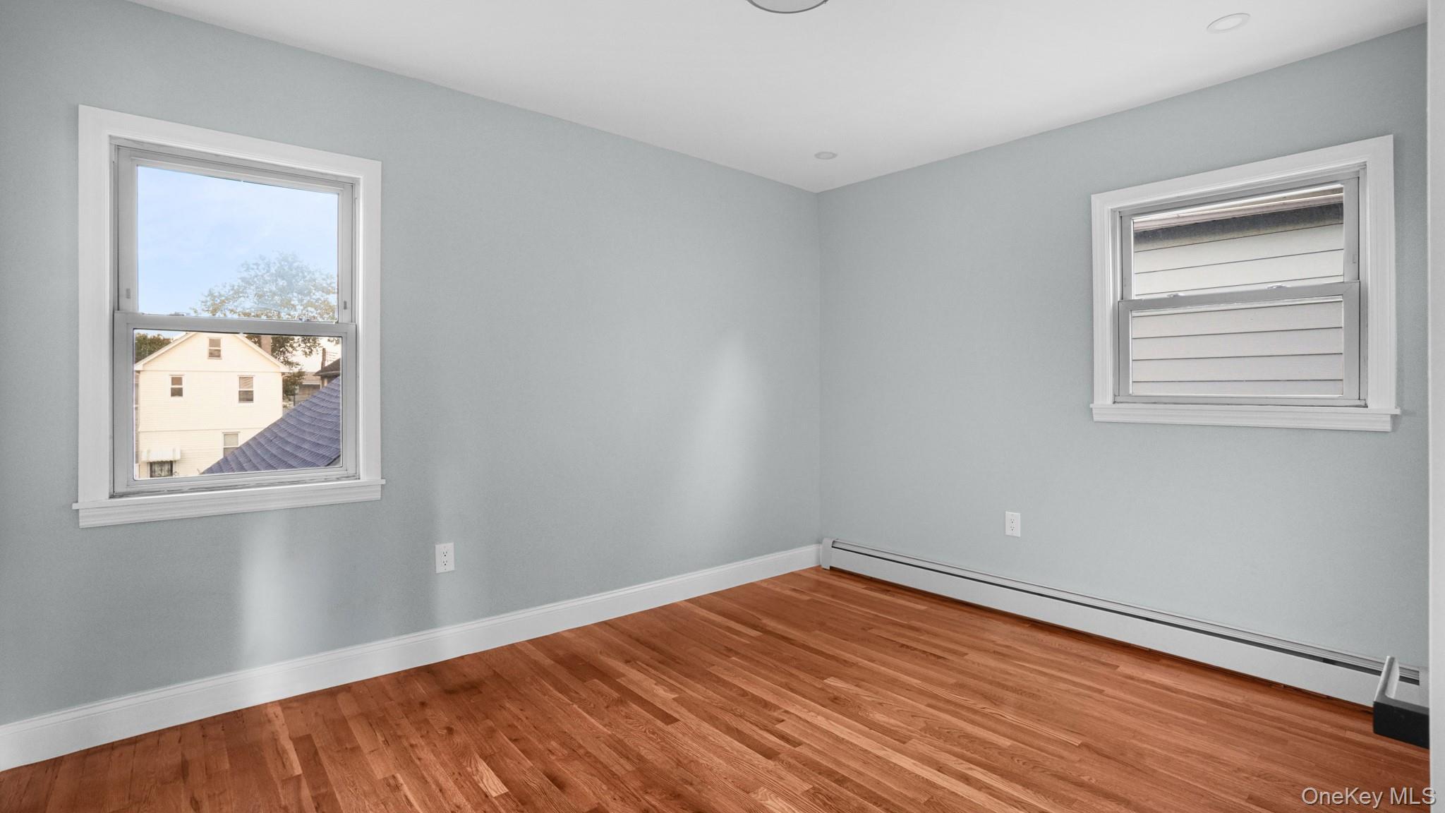 Single Family 135th Place  Queens, NY 11420, MLS-1050530-37