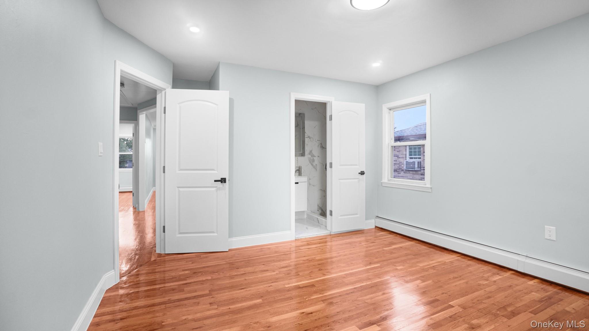 Single Family 135th Place  Queens, NY 11420, MLS-1050530-39