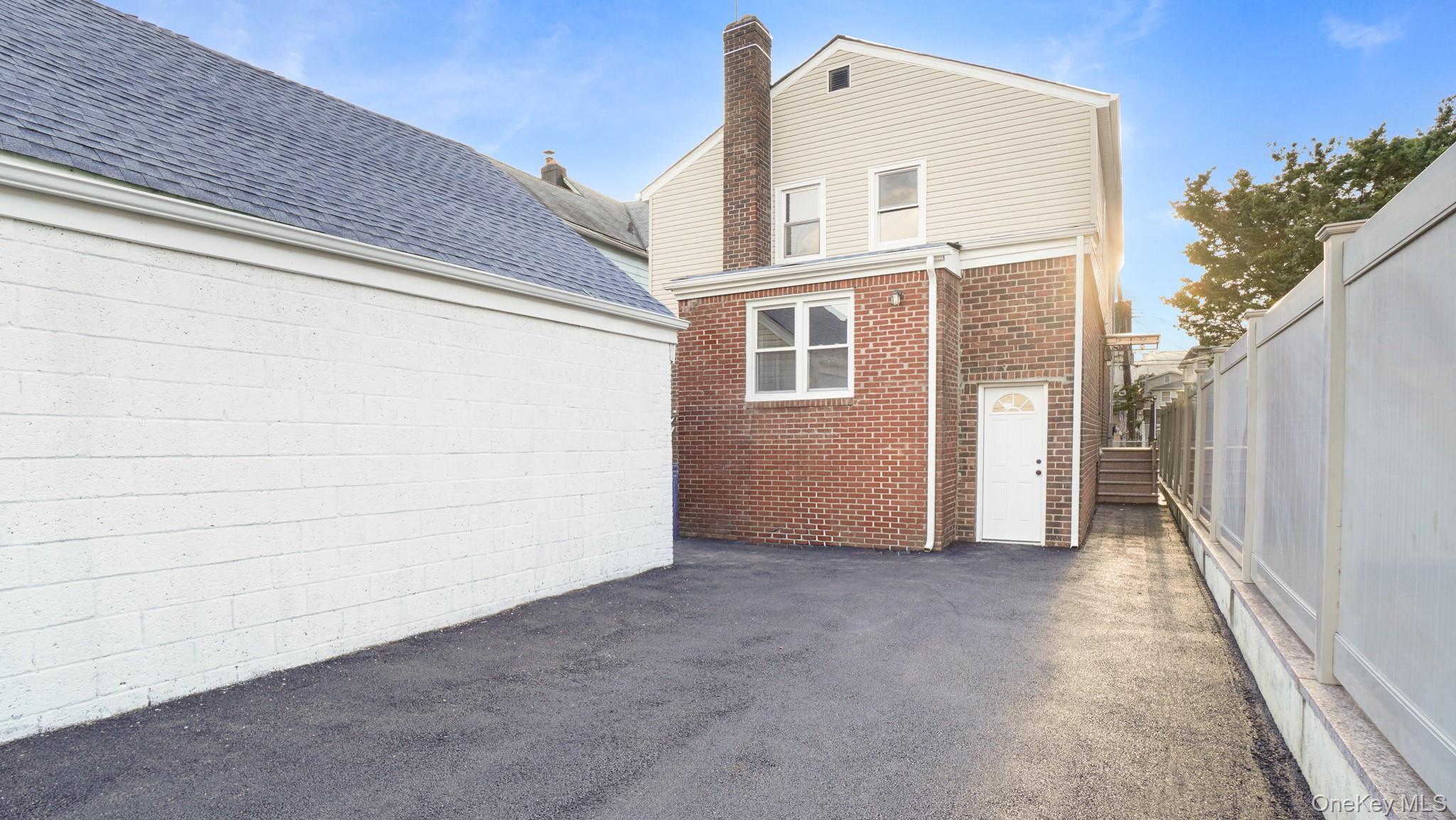 Single Family 135th Place  Queens, NY 11420, MLS-1050530-5