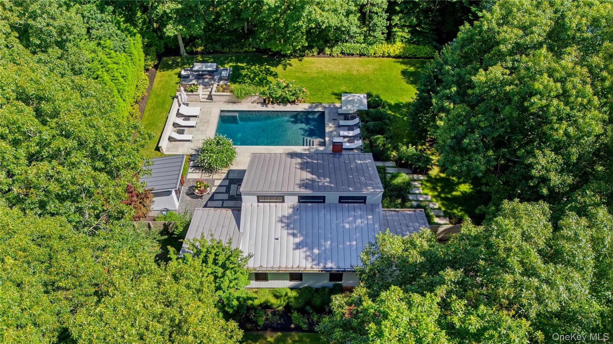 Single Family Surrey Court  Suffolk County, NY 11937, MLS-1050540-29
