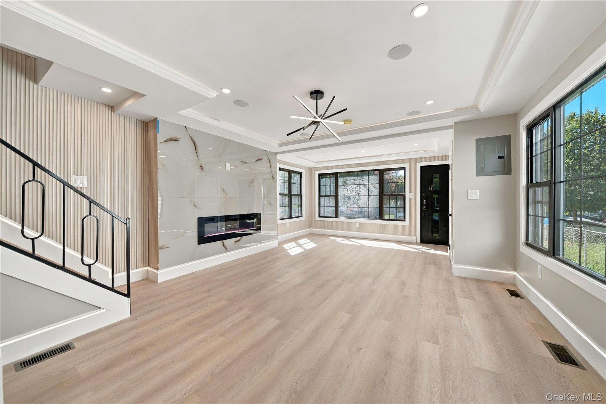 Single Family 189th Street  Queens, NY 11412, MLS-1050545-21