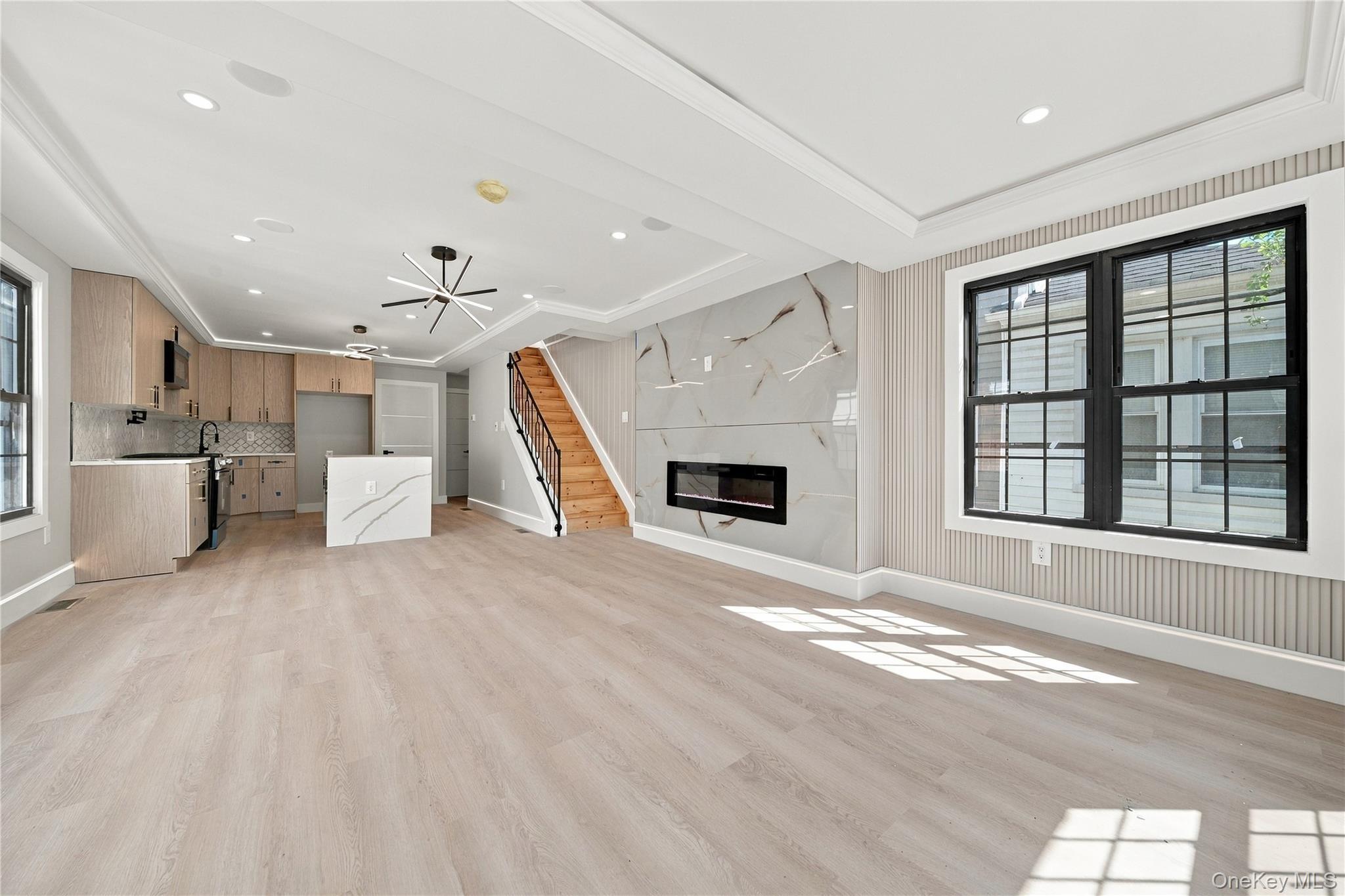 Single Family 189th Street  Queens, NY 11412, MLS-1050545-4