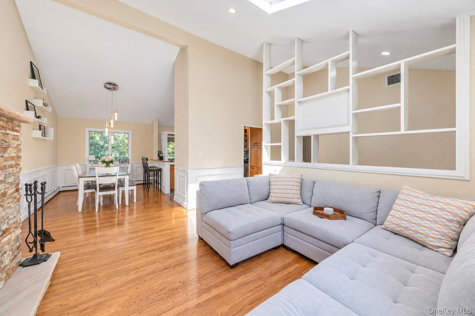 Single Family Ridgewood Avenue  Suffolk County, NY 11738, MLS-1050562-10