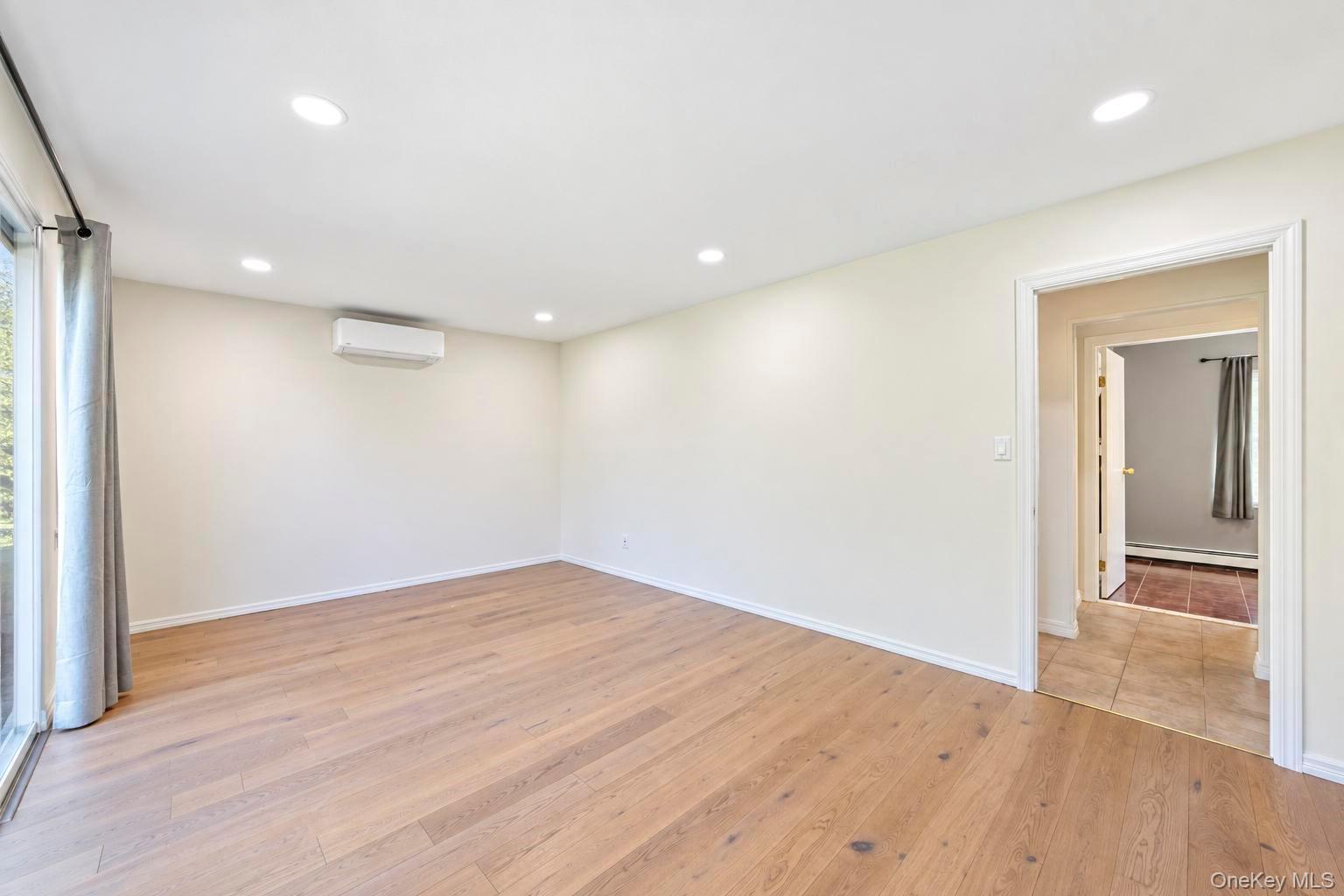 Single Family Ridgewood Avenue  Suffolk County, NY 11738, MLS-1050562-19