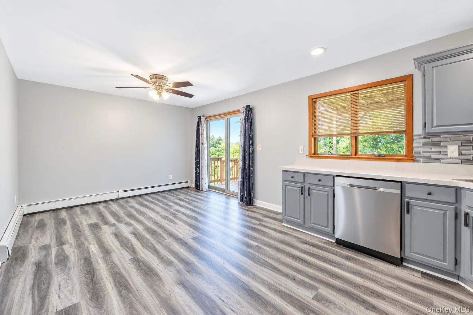 Single Family Ridgewood Avenue  Suffolk County, NY 11738, MLS-1050562-26