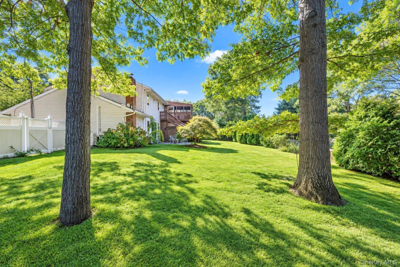 Single Family Ridgewood Avenue  Suffolk County, NY 11738, MLS-1050562-36