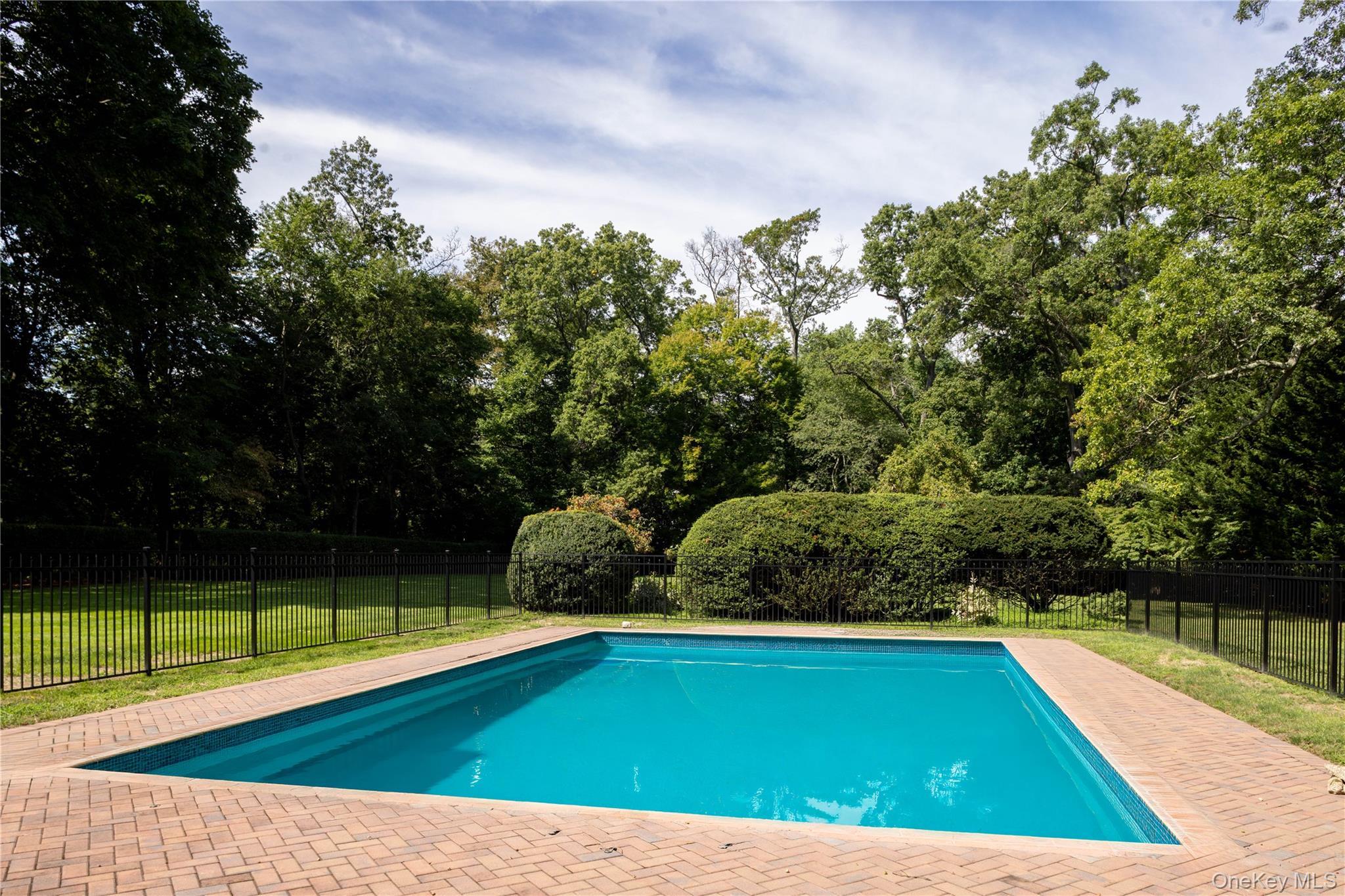 Single Family Feeks Lane  Nassau County, NY 11560, MLS-1050586-18