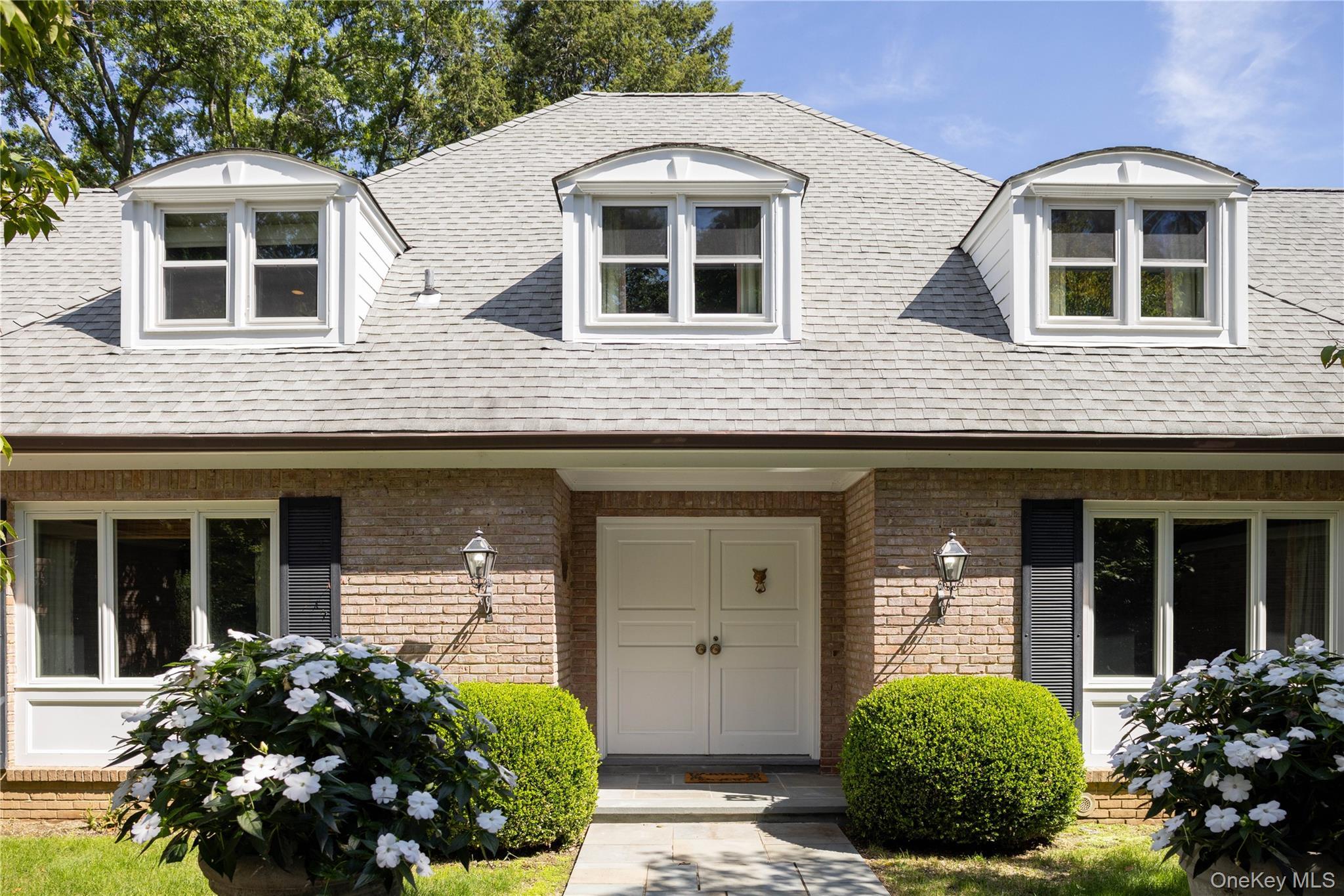 Single Family Feeks Lane  Nassau County, NY 11560, MLS-1050586-2