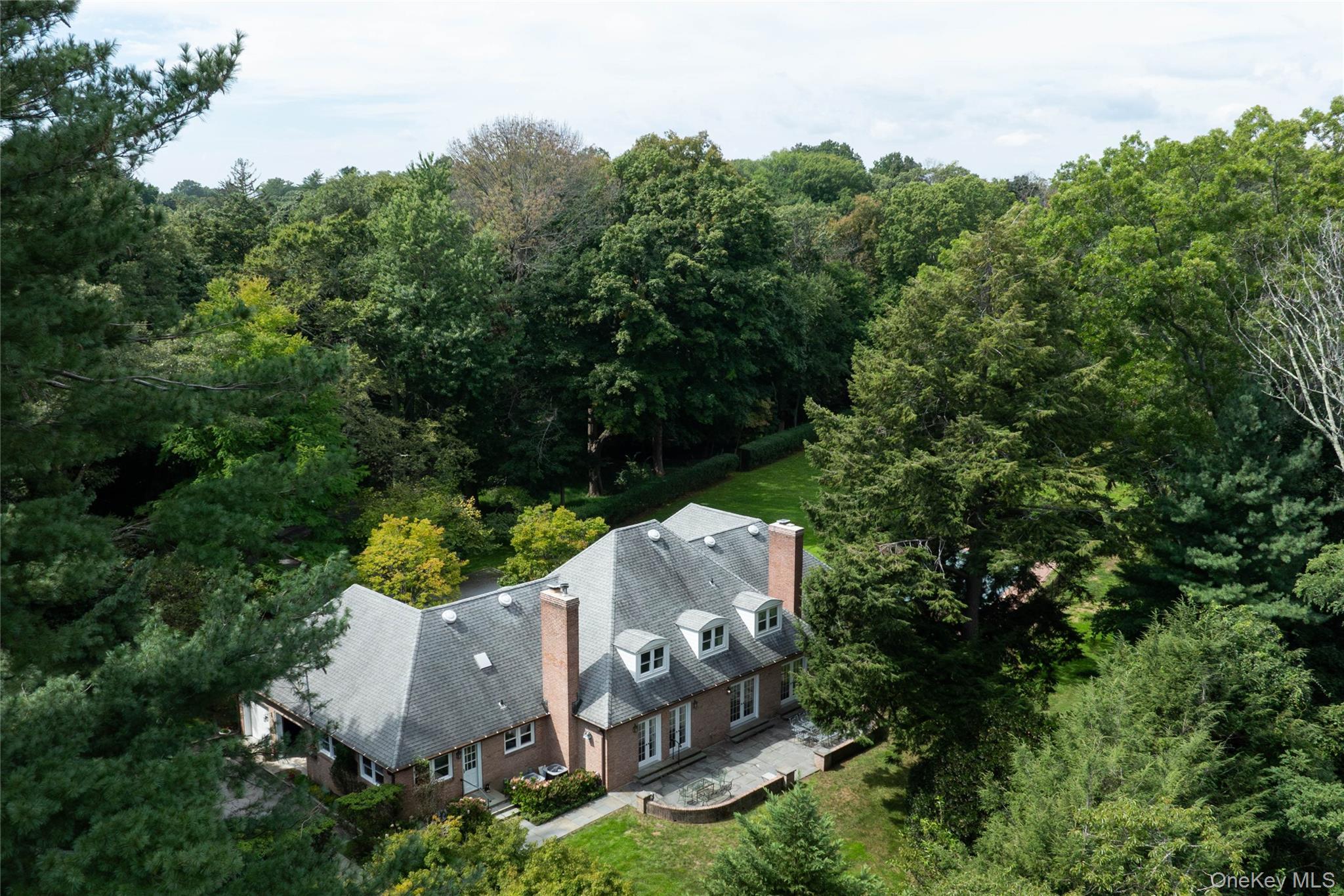 Single Family Feeks Lane  Nassau County, NY 11560, MLS-1050586-20