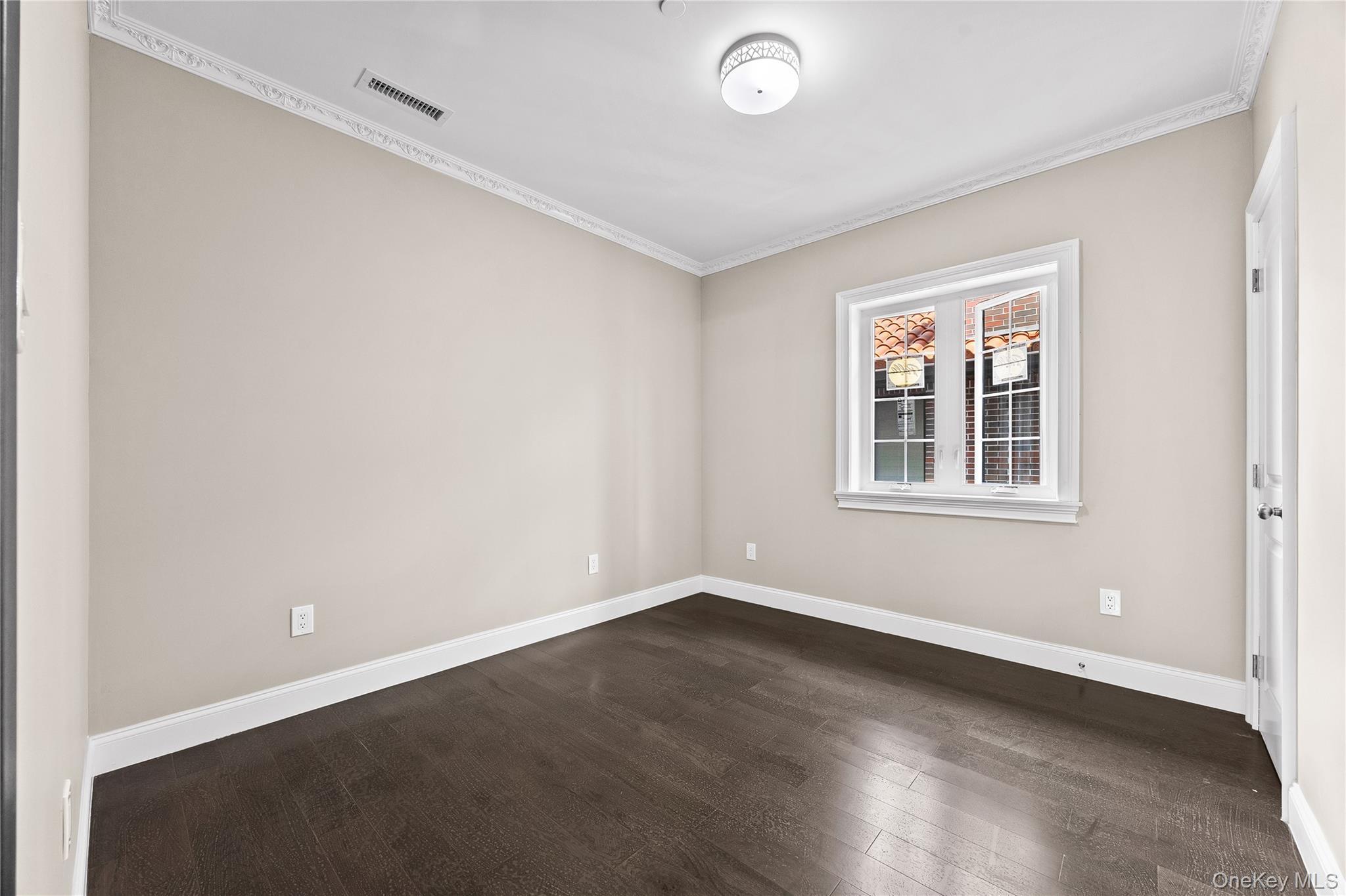 Single Family 189th Street  Queens, NY 11358, MLS-1050596-11