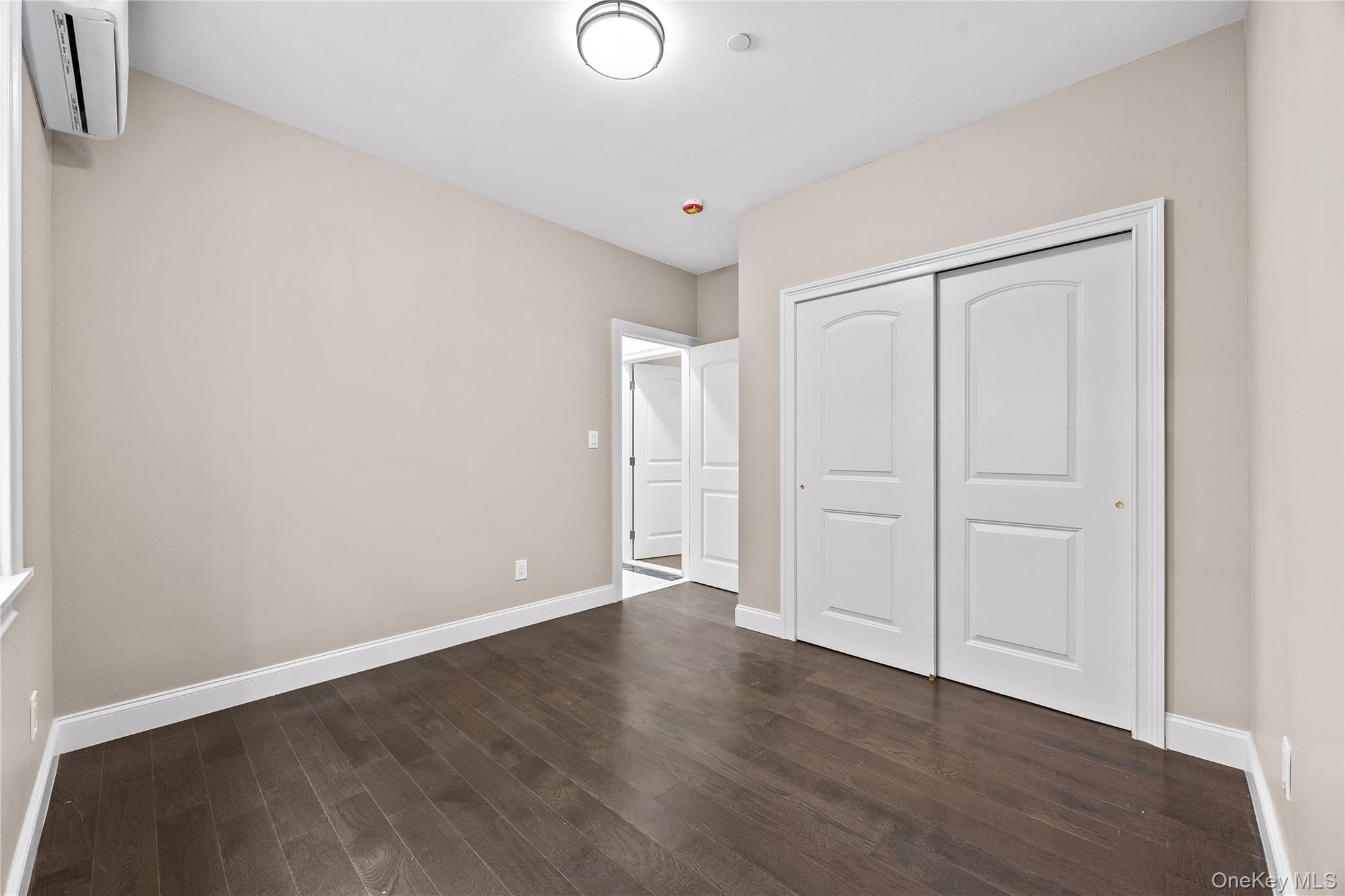 Single Family 189th Street  Queens, NY 11358, MLS-1050596-37