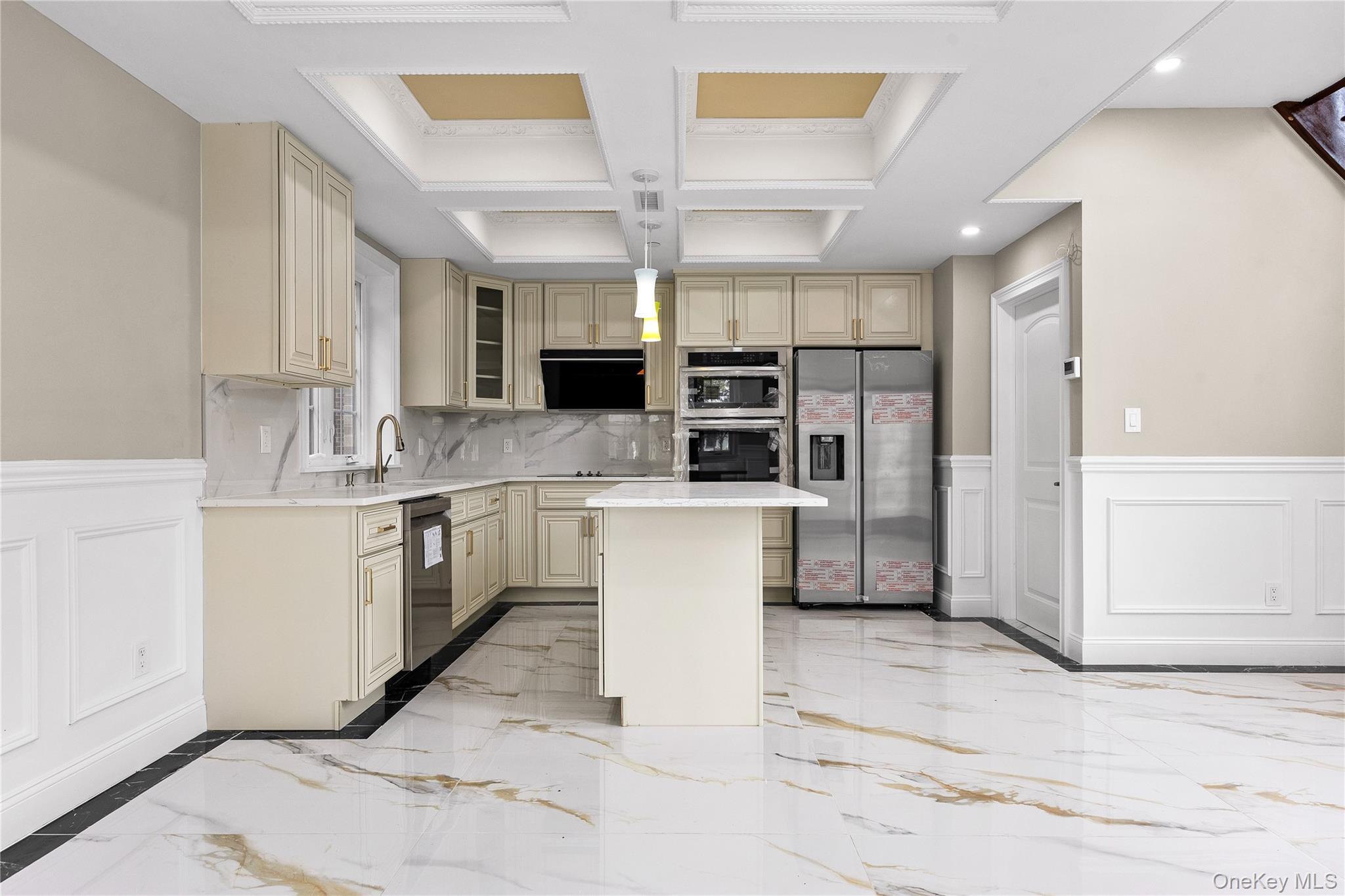 Single Family 189th Street  Queens, NY 11358, MLS-1050596-4