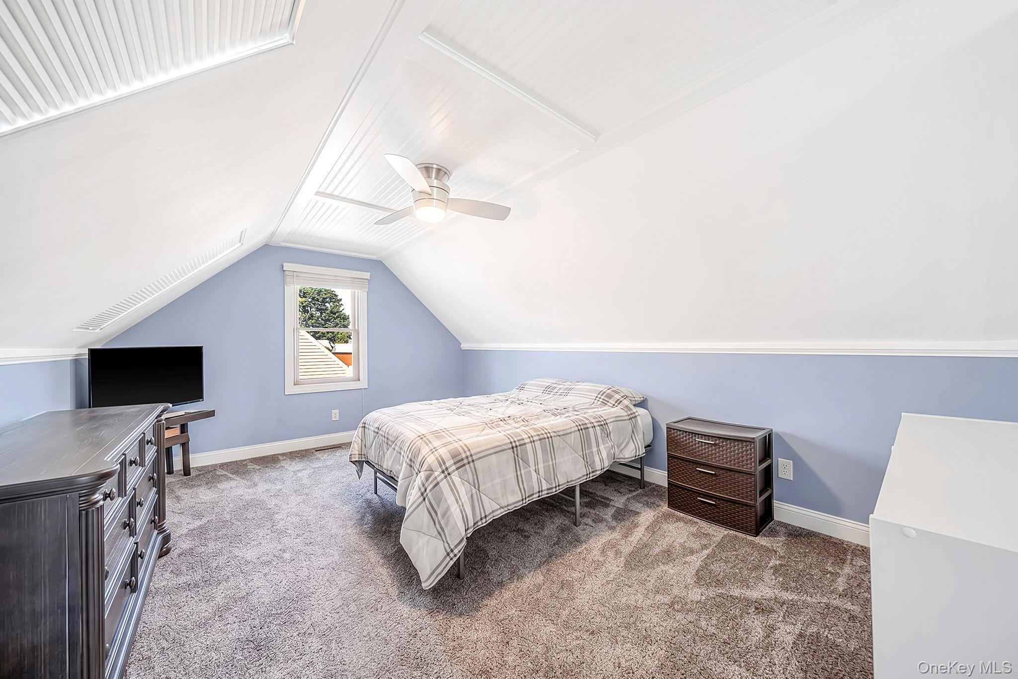 Single Family Secatogue Avenue Suffolk County, NY 11735, MLS-1050619-20