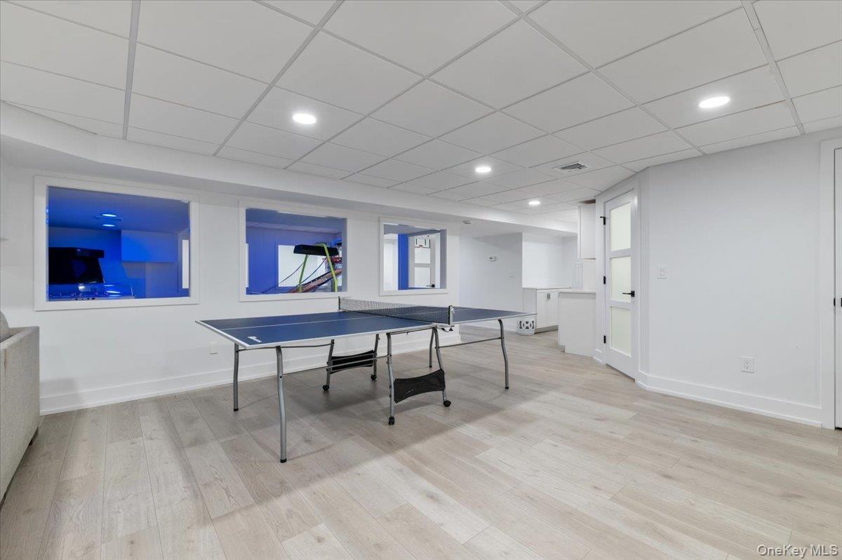Single Family Landing Court  Suffolk County, NY 11746, MLS-1050631-39
