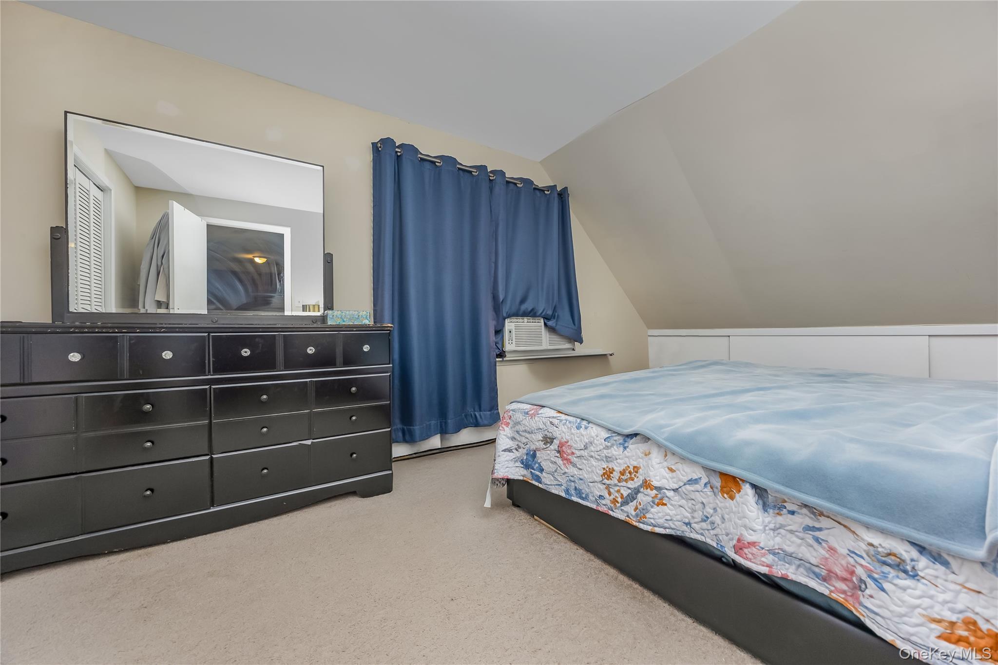 Single Family Cedar Avenue  Suffolk County, NY 11735, MLS-1050640-13