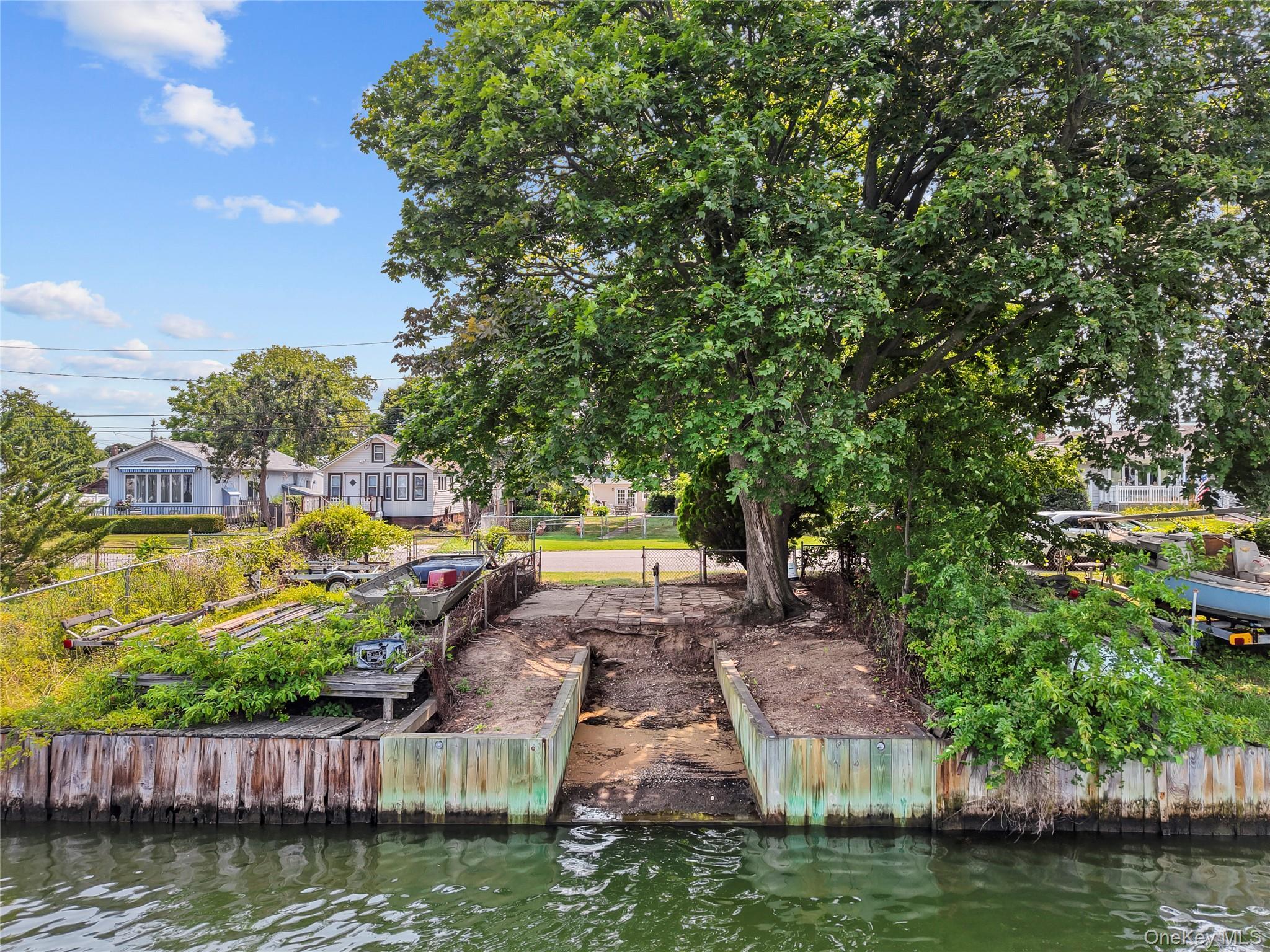 Single Family Wilson Avenue  Suffolk County, NY 11701, MLS-1050666-2