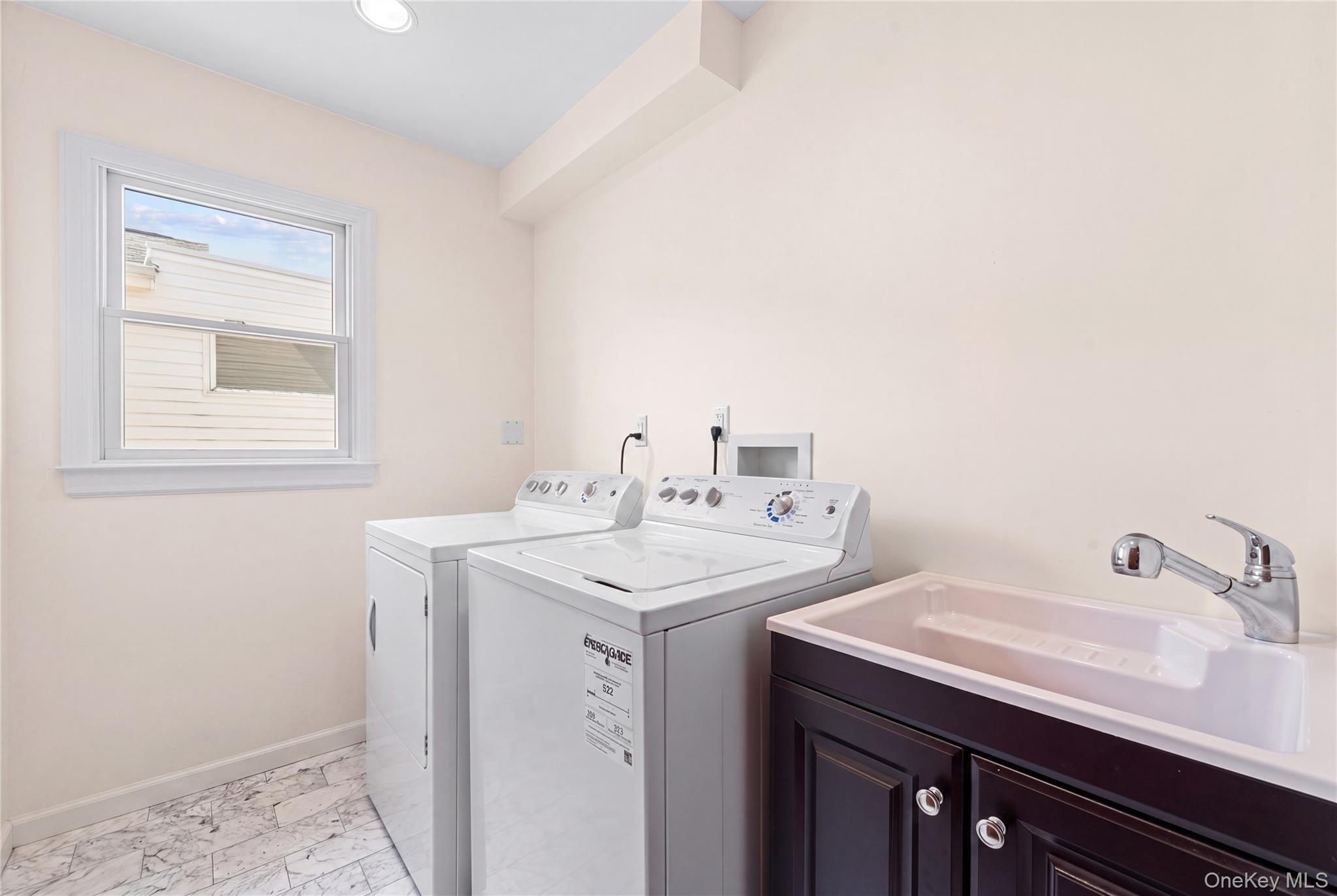Single Family Wilson Avenue  Suffolk County, NY 11701, MLS-1050666-31