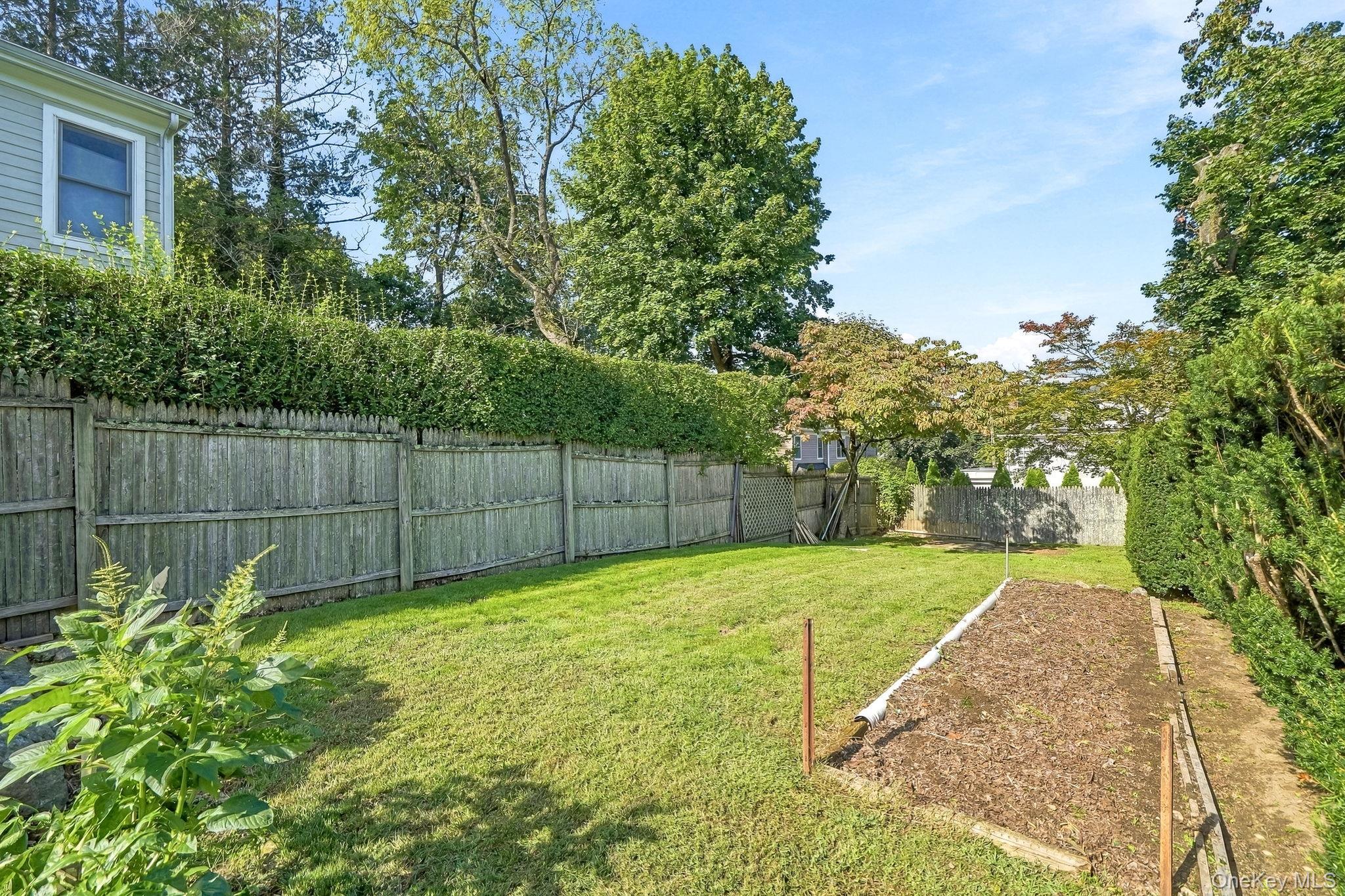 Single Family Post Road  Westchester County, NY 10583, MLS-1050684-38