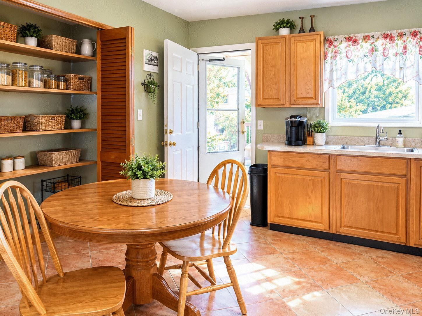 Single Family Phyllis Drive  Ulster County, NY 12428, MLS-1050687-3