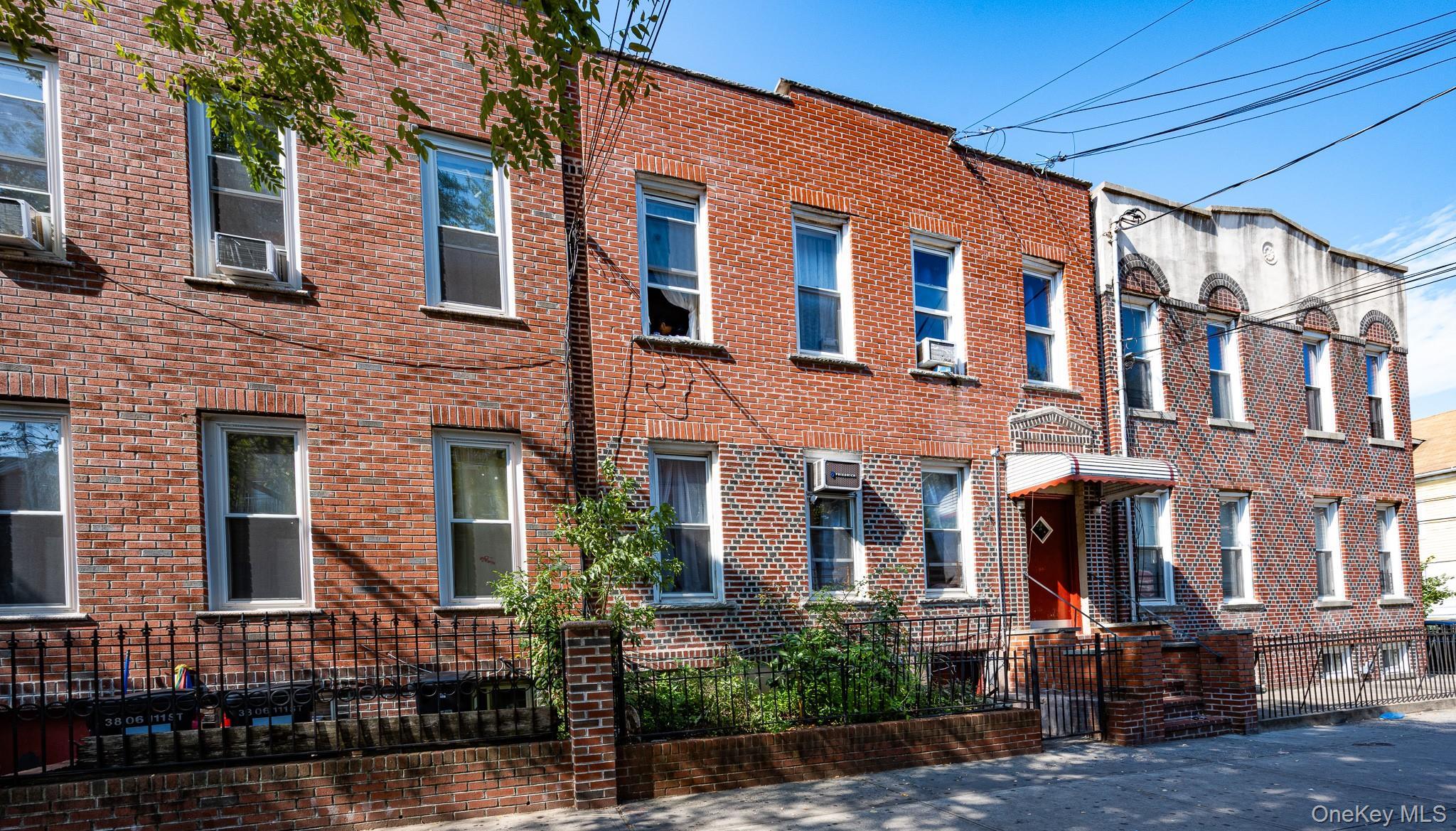 Single Family 111th Street  Queens, NY 11368, MLS-1050695-2