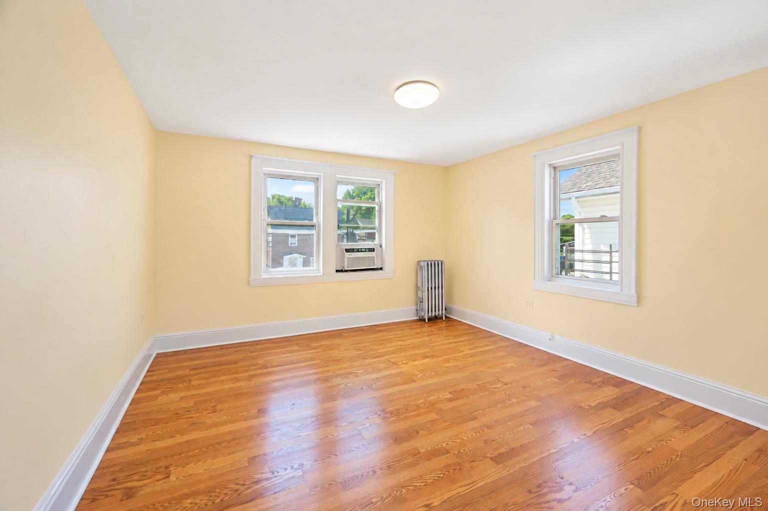 Single Family 84th Avenue Queens, NY 11432, MLS-1050708-20